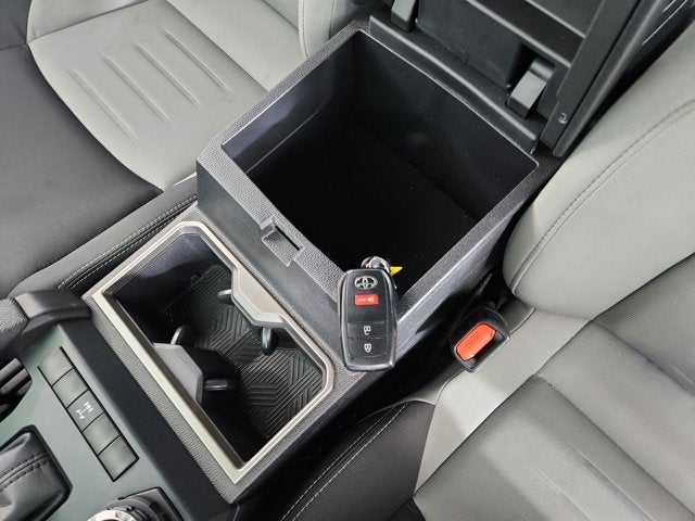 2025 Toyota Tacoma 4WD SR5