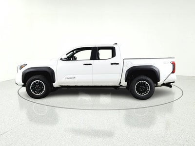 2025 Toyota Tacoma 4WD SR5