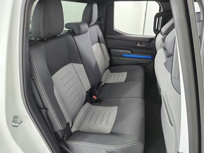 2025 Toyota Tacoma 4WD SR5