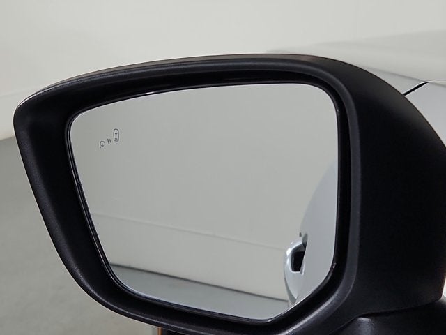 2025 Mitsubishi Eclipse Cross Base