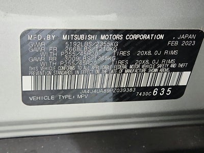 2023 Mitsubishi Outlander SE