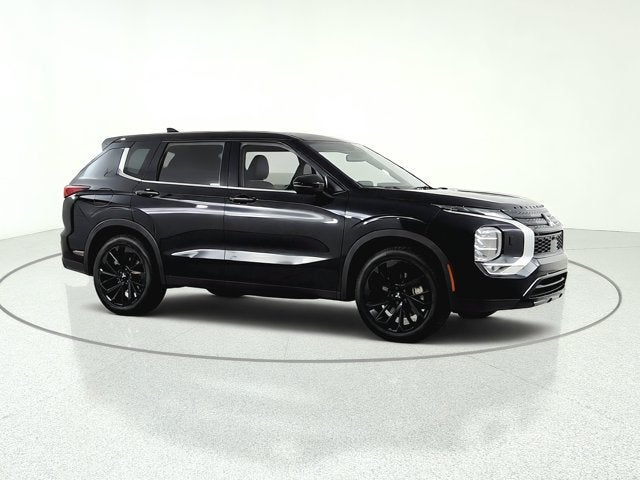 2024 Mitsubishi Outlander SE Black Edition