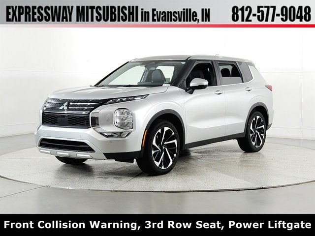 2024 Mitsubishi Outlander Base