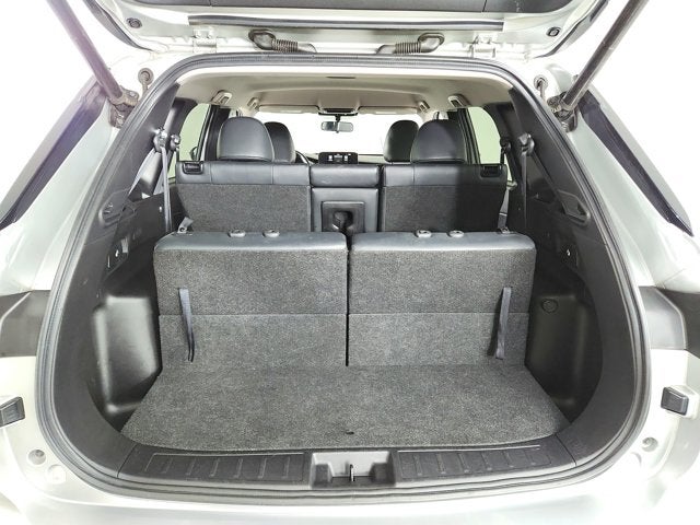 2024 Mitsubishi Outlander Base