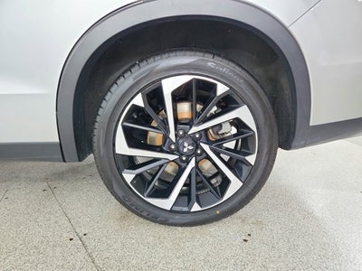 2024 Mitsubishi Outlander Base