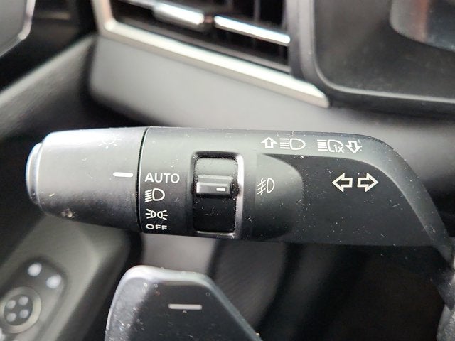 2024 Mitsubishi Outlander Base