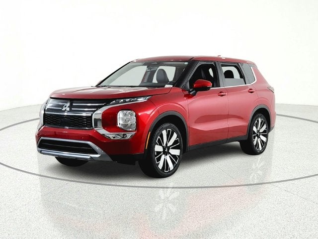 2025 Mitsubishi Outlander Base