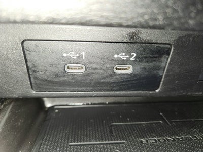 2025 Mitsubishi Outlander Base