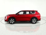 2025 Mitsubishi Outlander Base