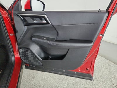 2025 Mitsubishi Outlander Base