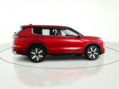 2025 Mitsubishi Outlander Base