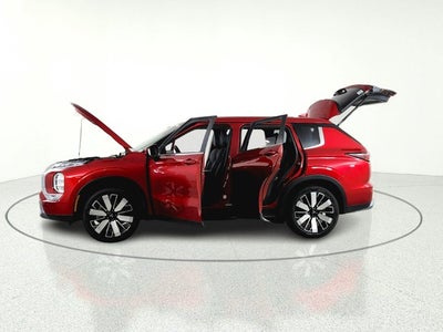 2025 Mitsubishi Outlander Base