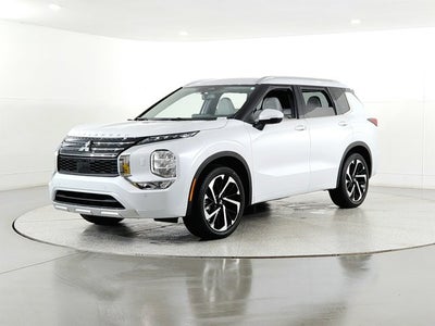 2024 Mitsubishi Outlander SEL