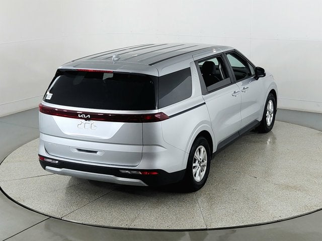 2023 Kia Carnival LX