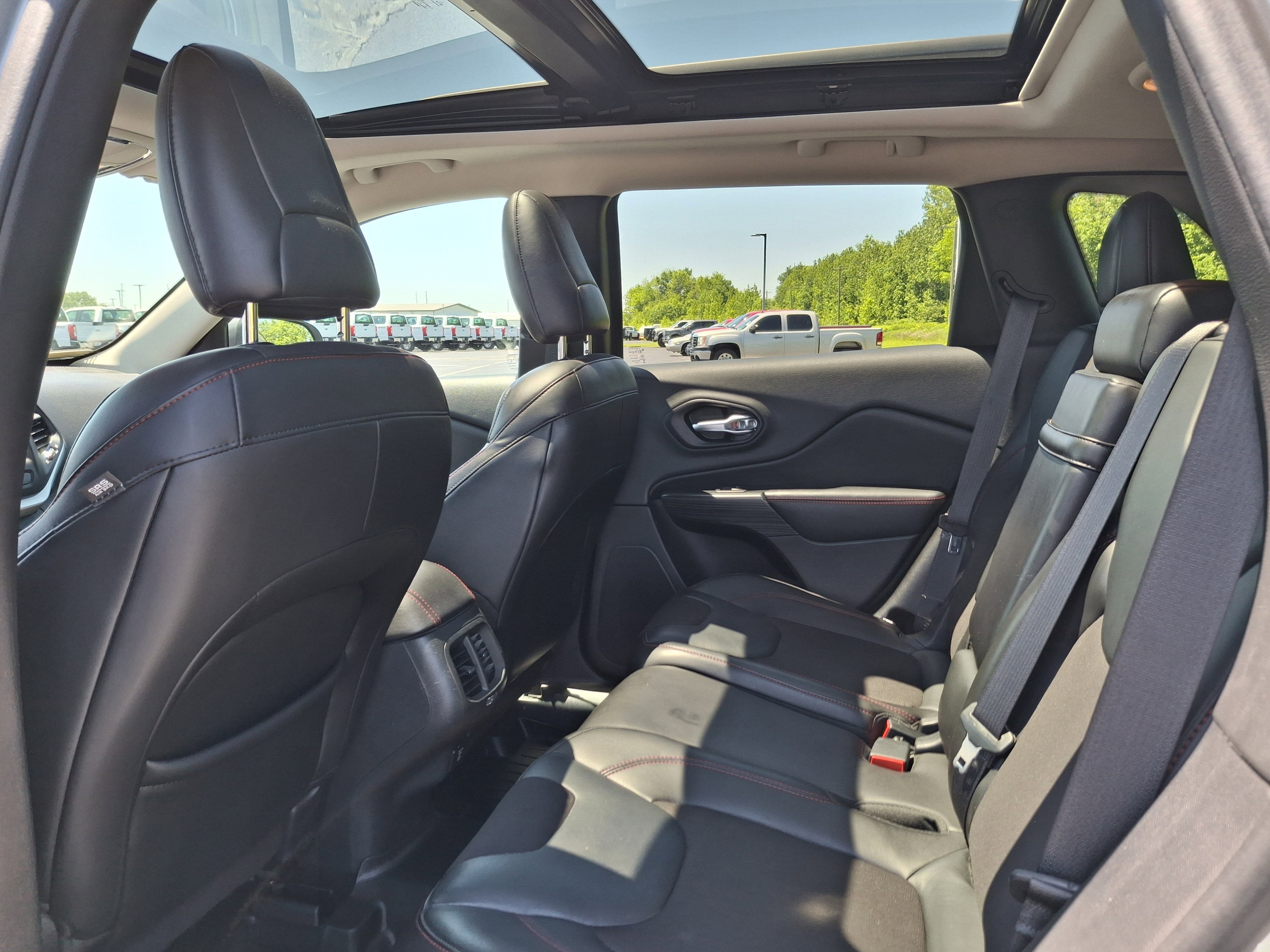2015 Jeep Cherokee Trailhawk