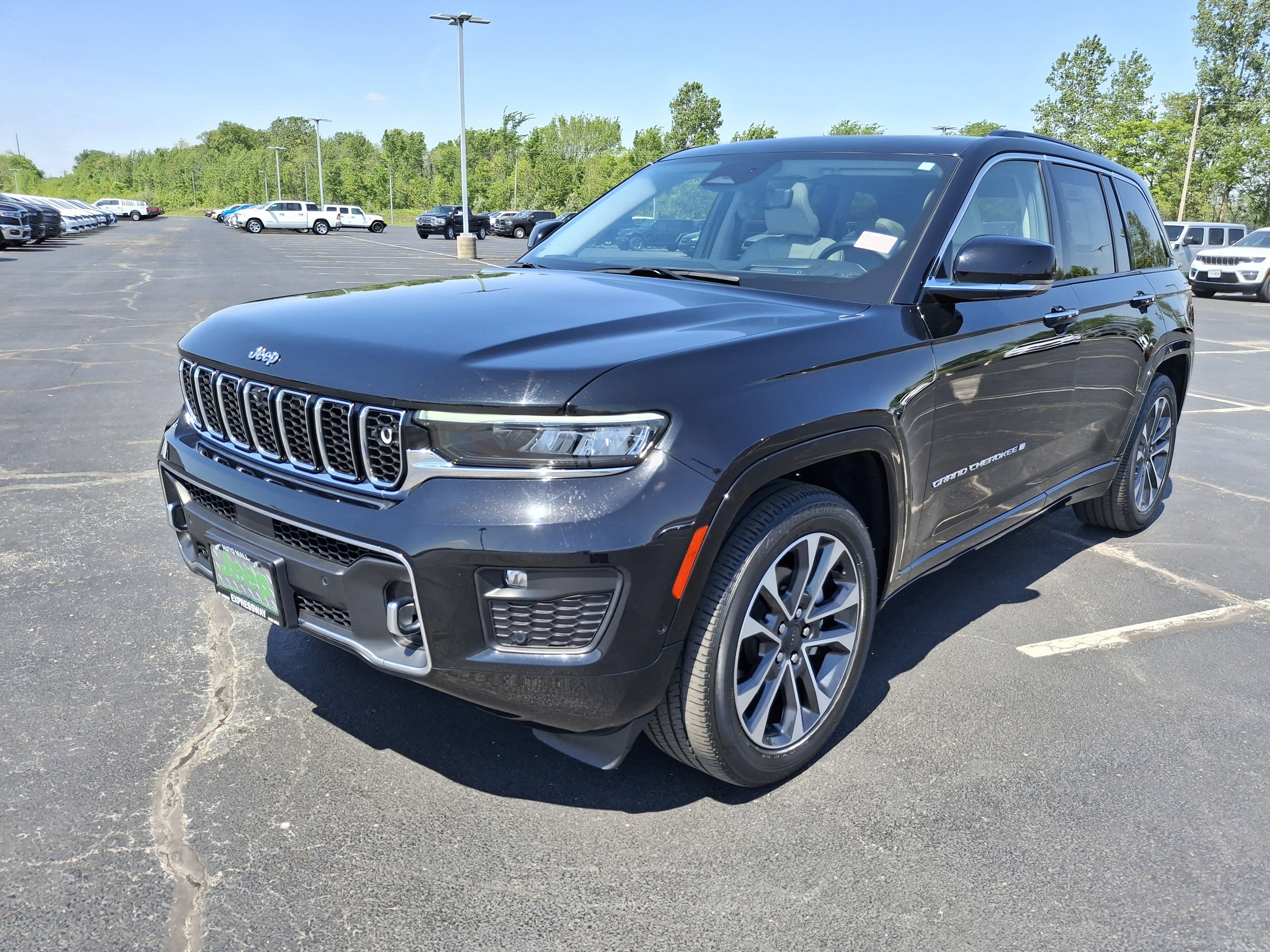 2022 Jeep Grand Cherokee Overland