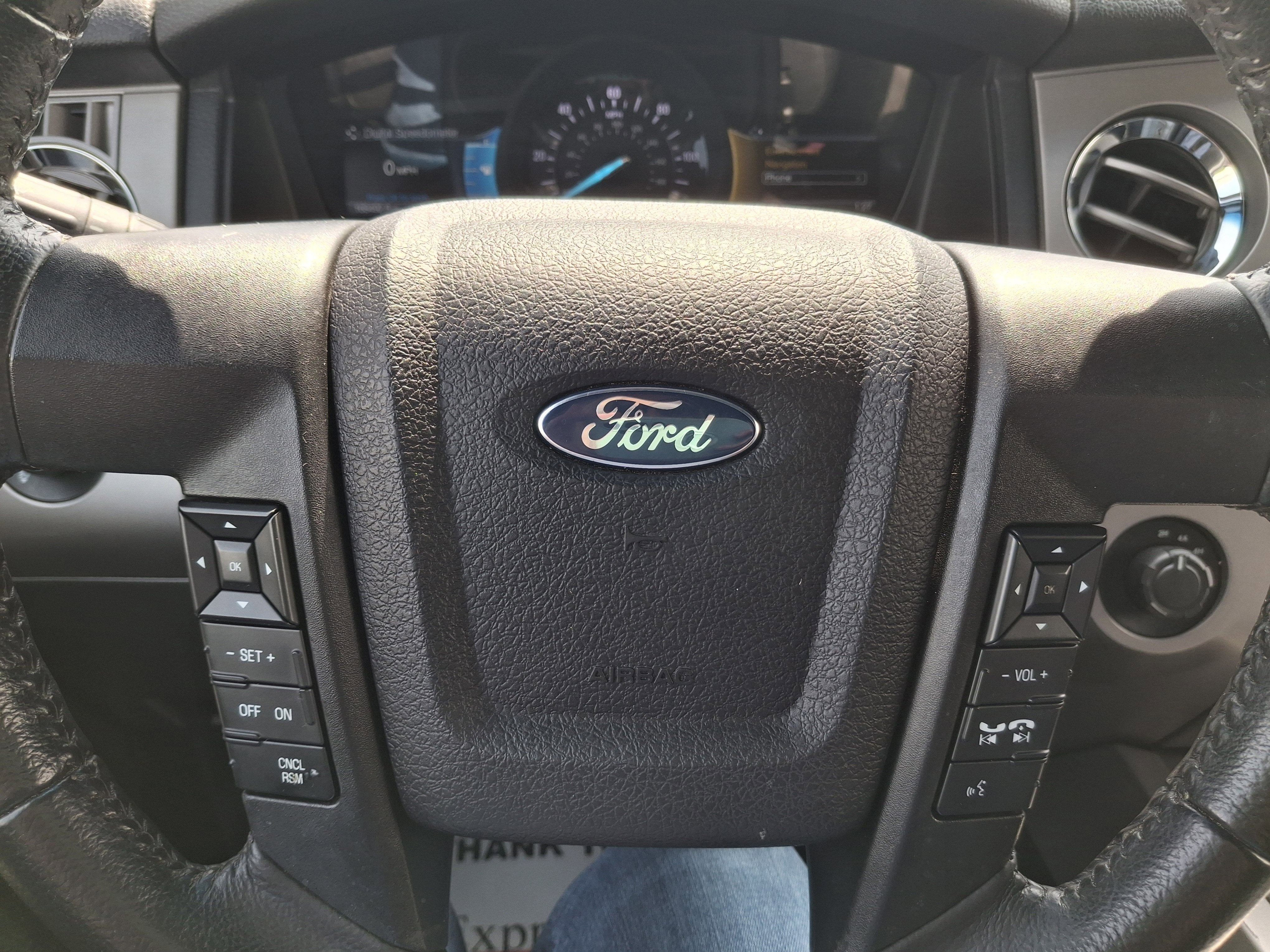 2015 Ford Expedition Base