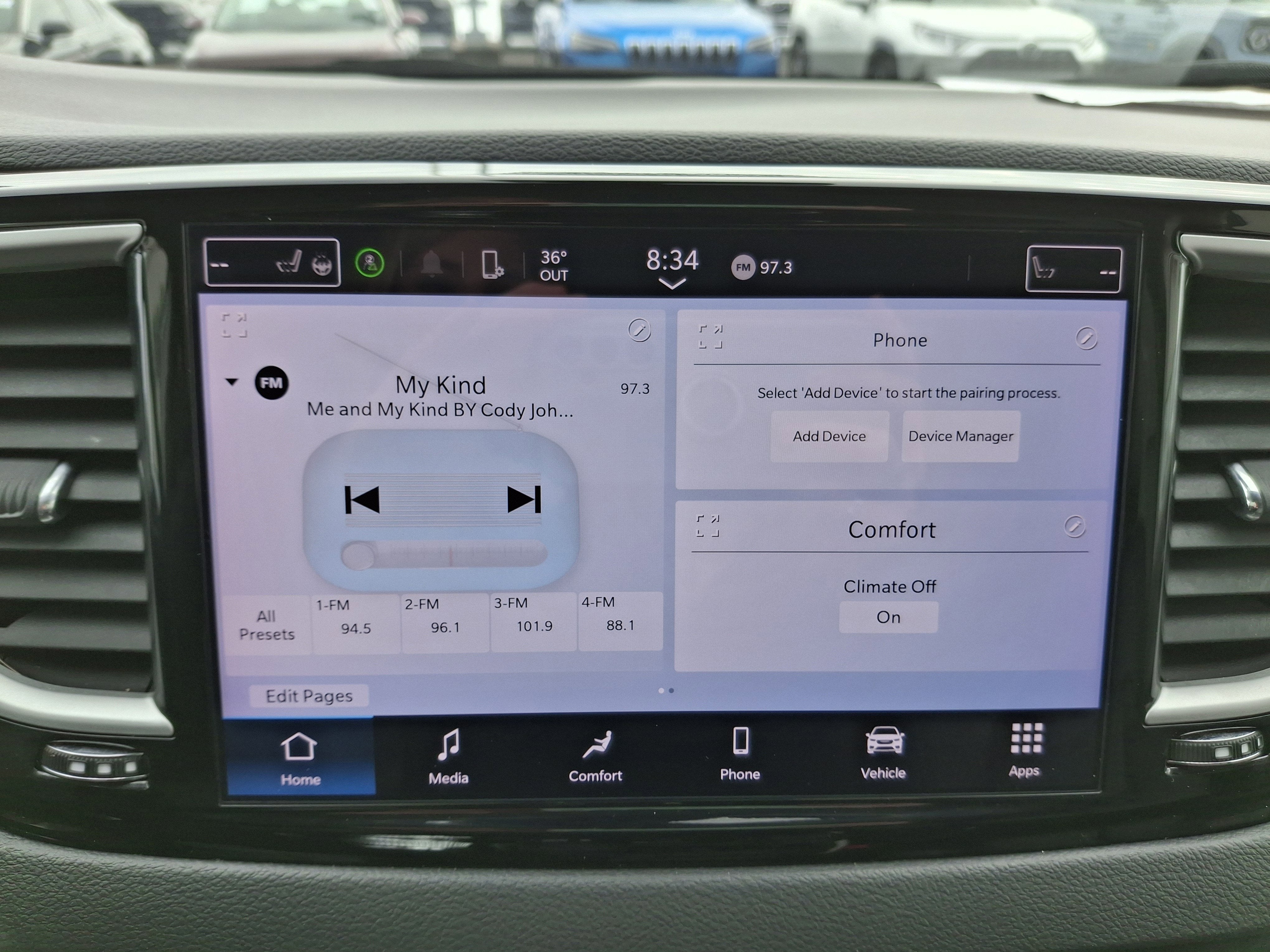 2024 Chrysler Pacifica Touring L