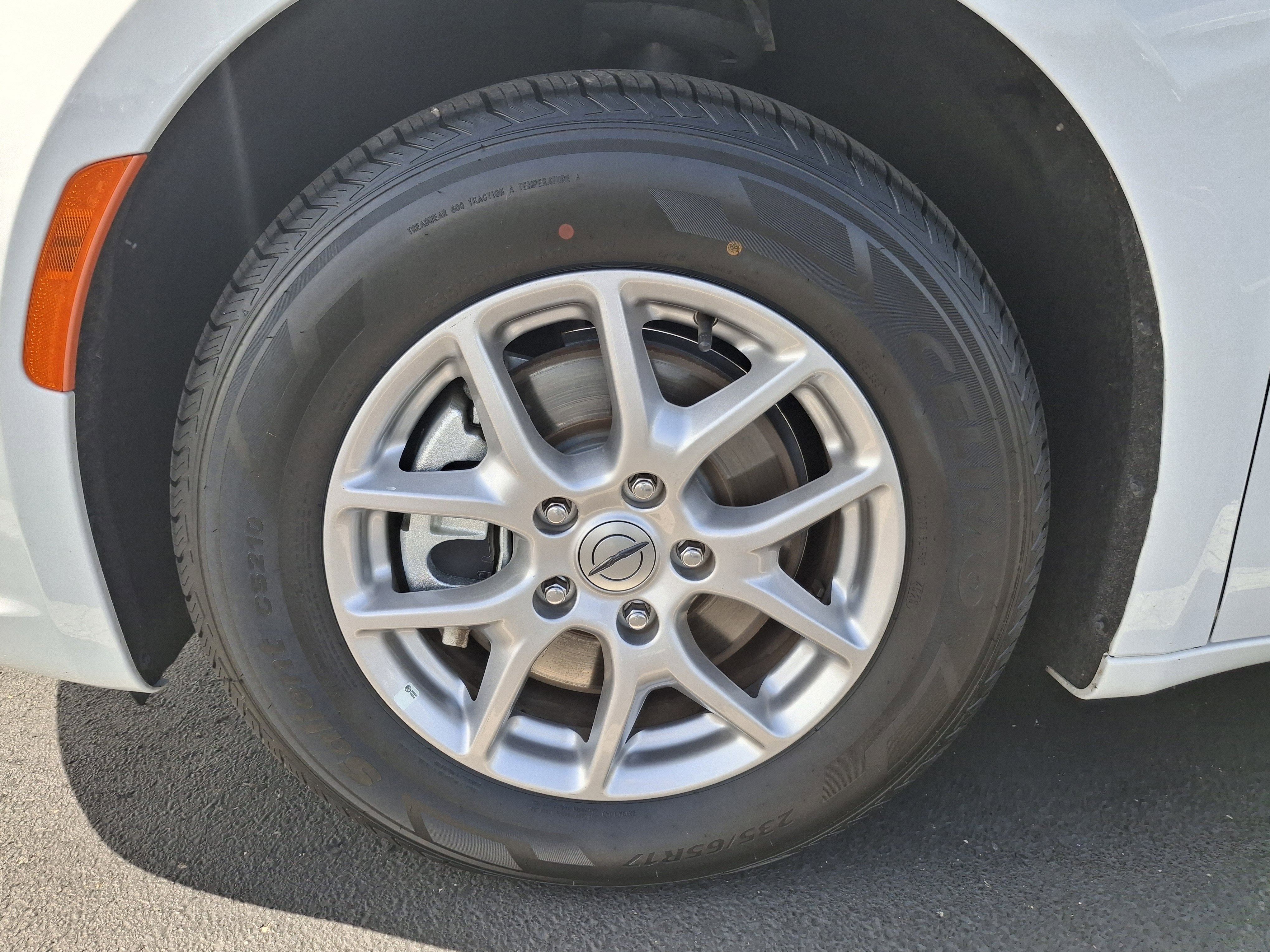 2025 Chrysler Pacifica Select