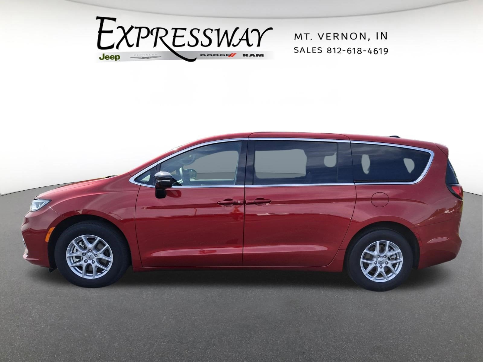 2025 Chrysler Pacifica Select