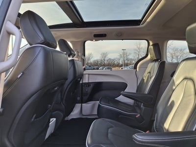 2024 Chrysler Pacifica Limited