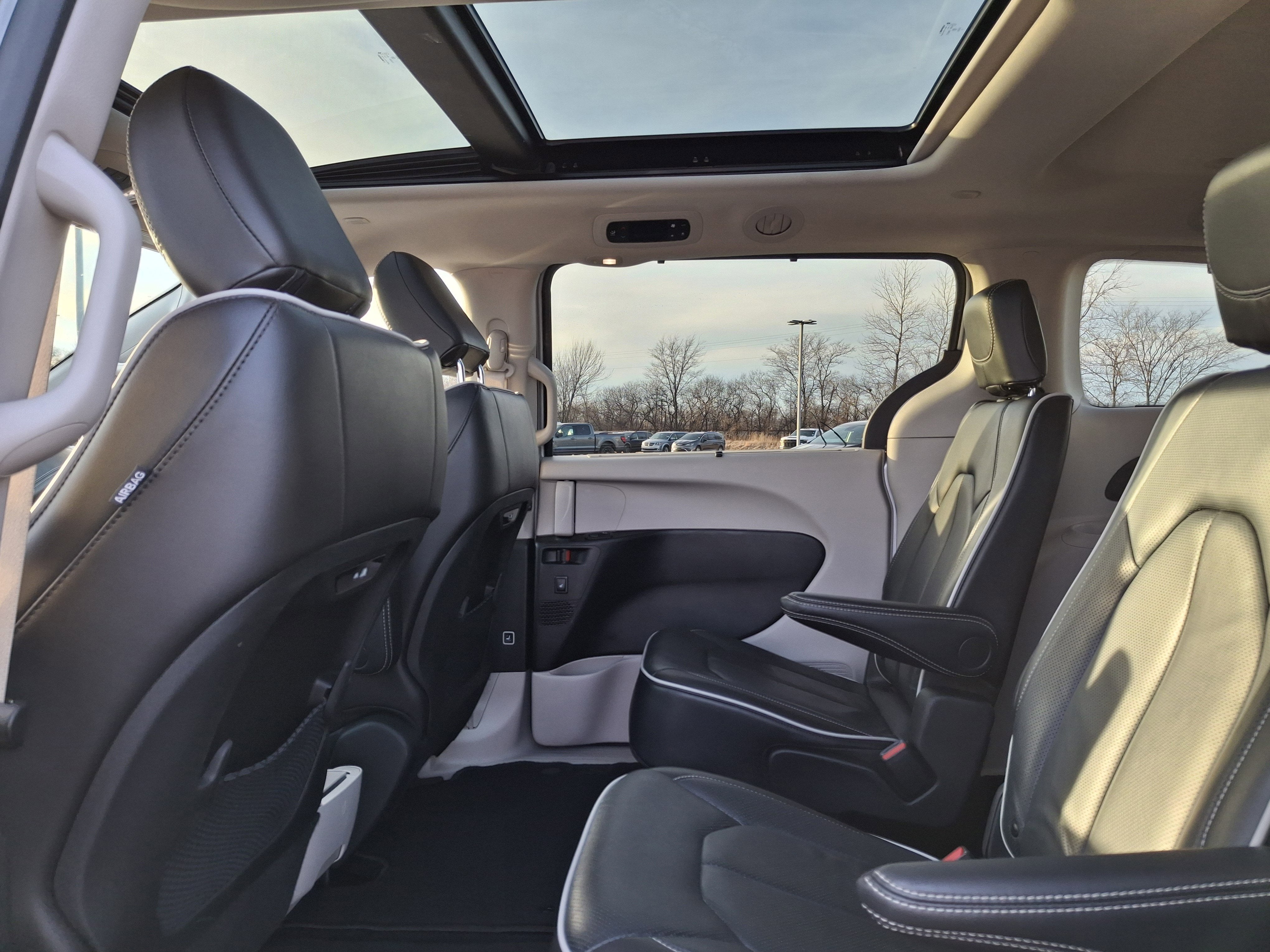 2024 Chrysler Pacifica Limited