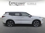 2024 Mitsubishi Outlander Base