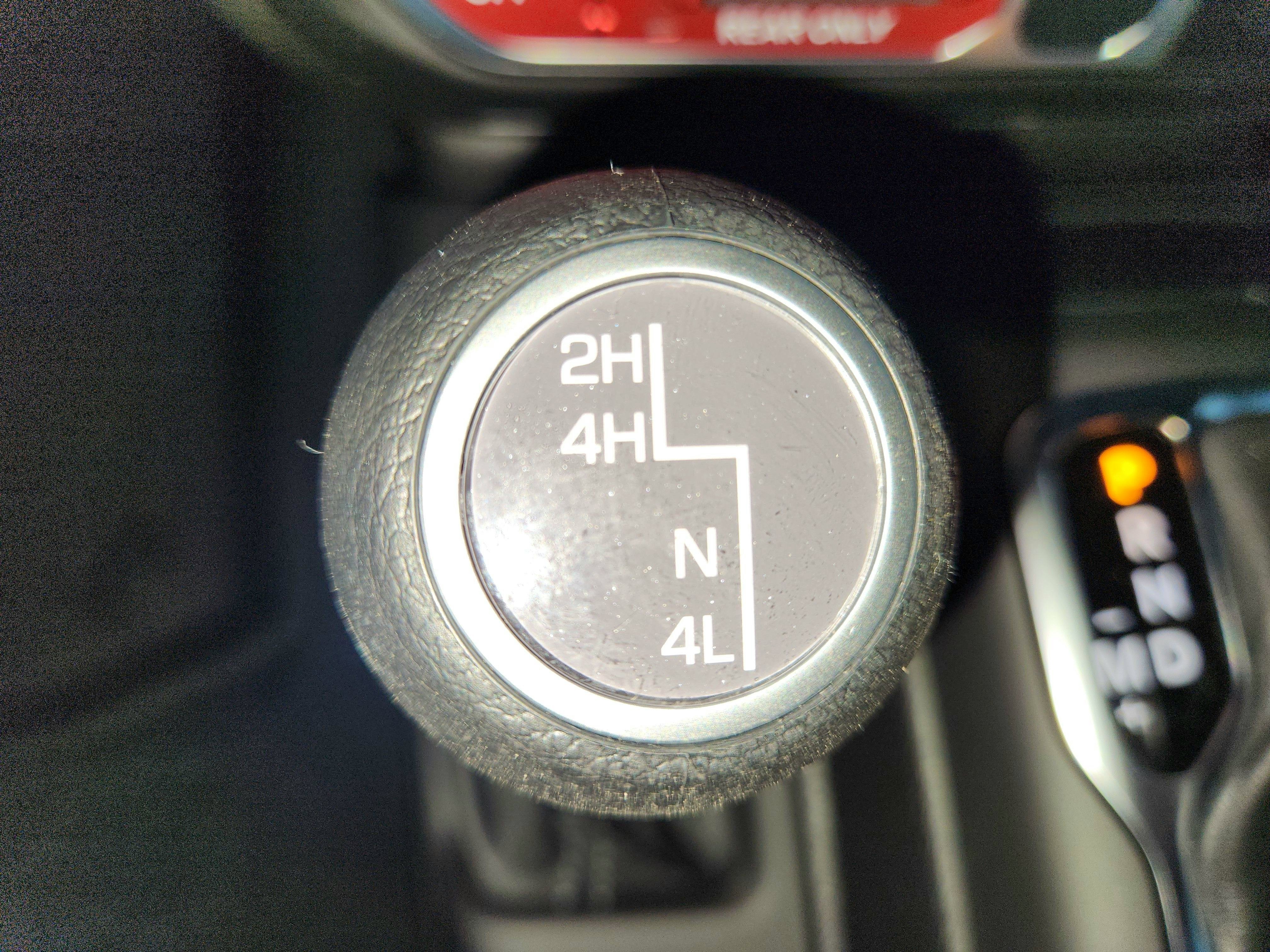 2025 Jeep Wrangler JEEP WRANGLER 4-DOOR SPORT