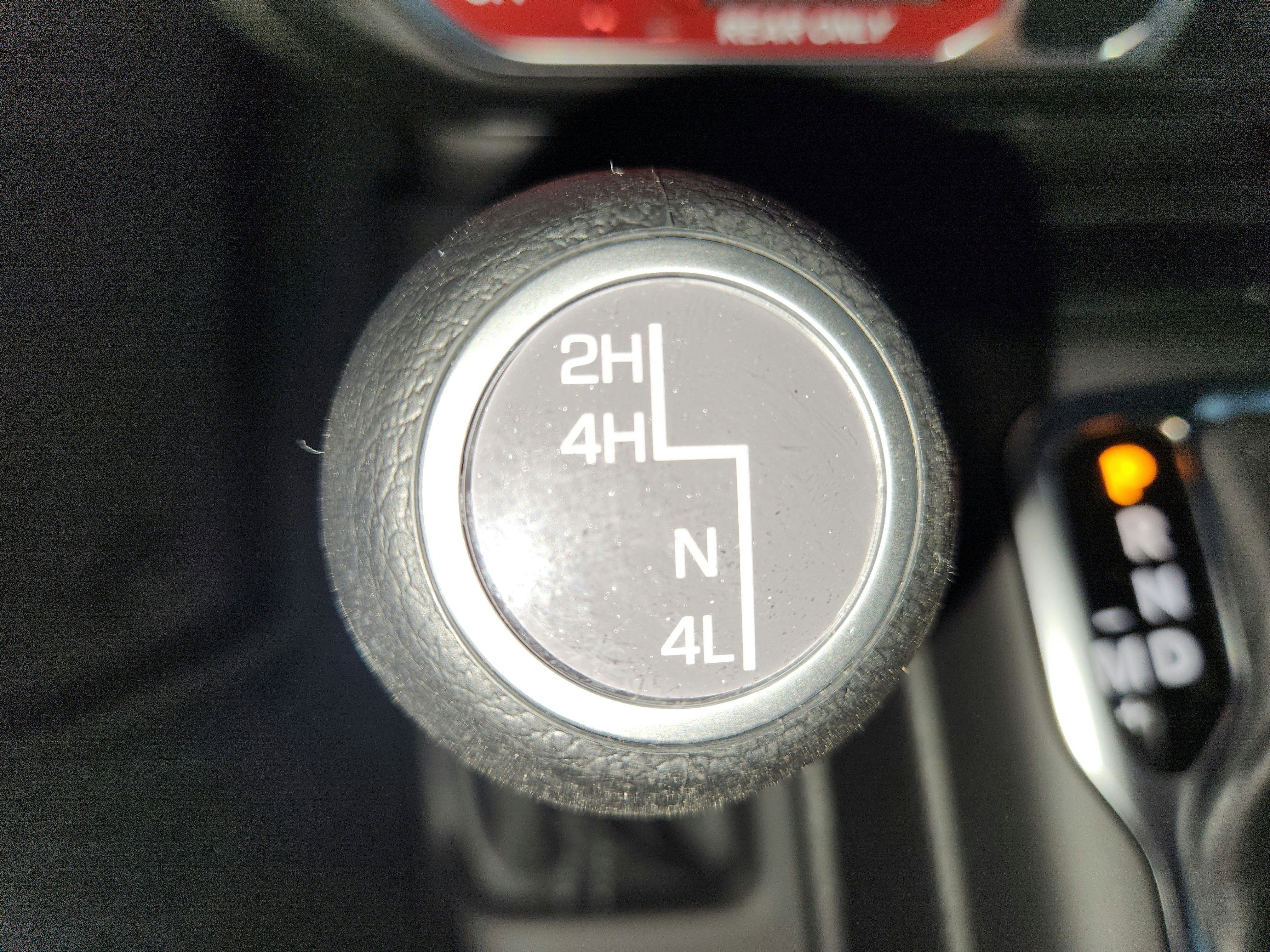 2025 Jeep Wrangler JEEP WRANGLER 4-DOOR SPORT