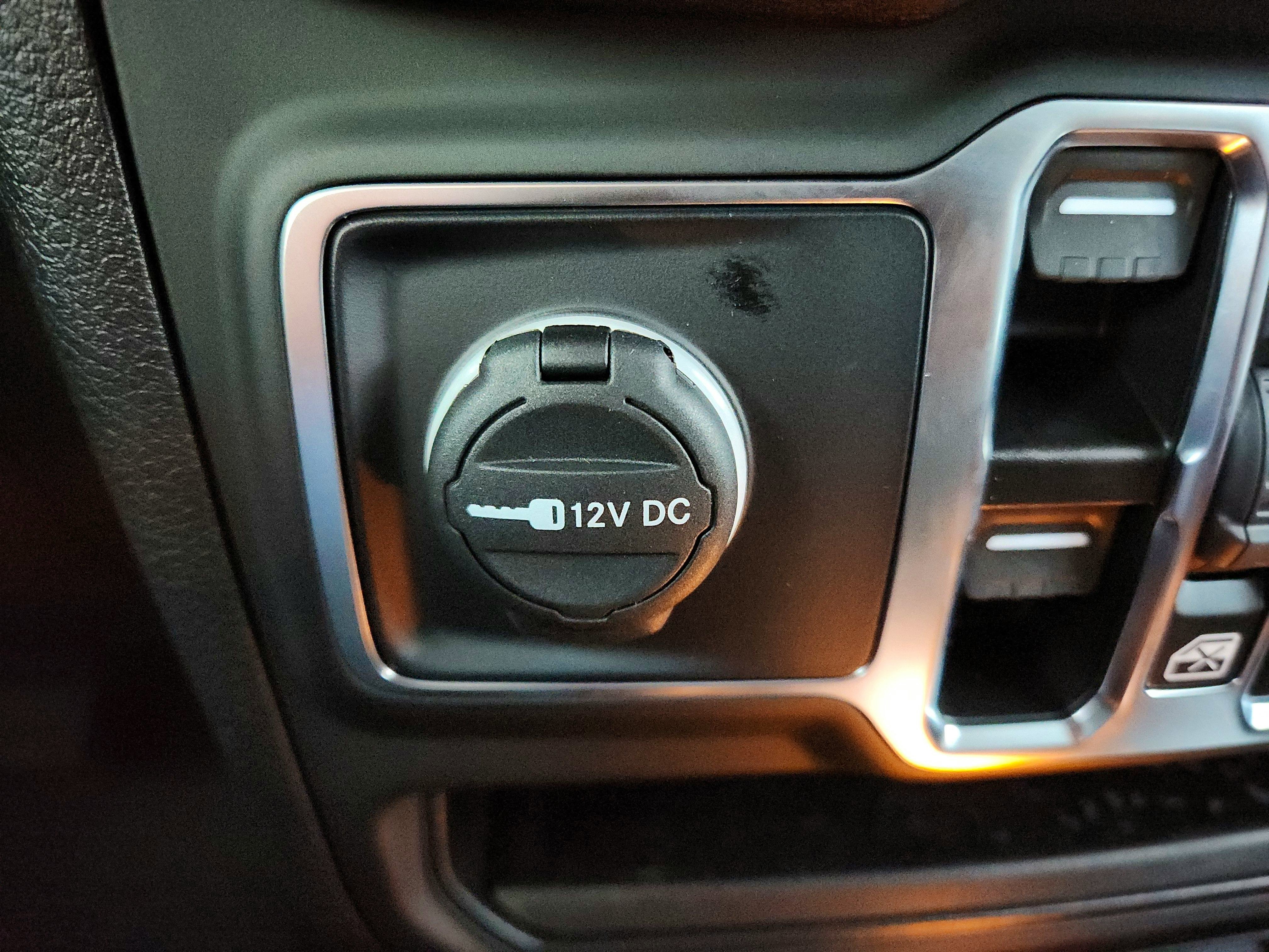 2025 Jeep Wrangler JEEP WRANGLER 4-DOOR SPORT