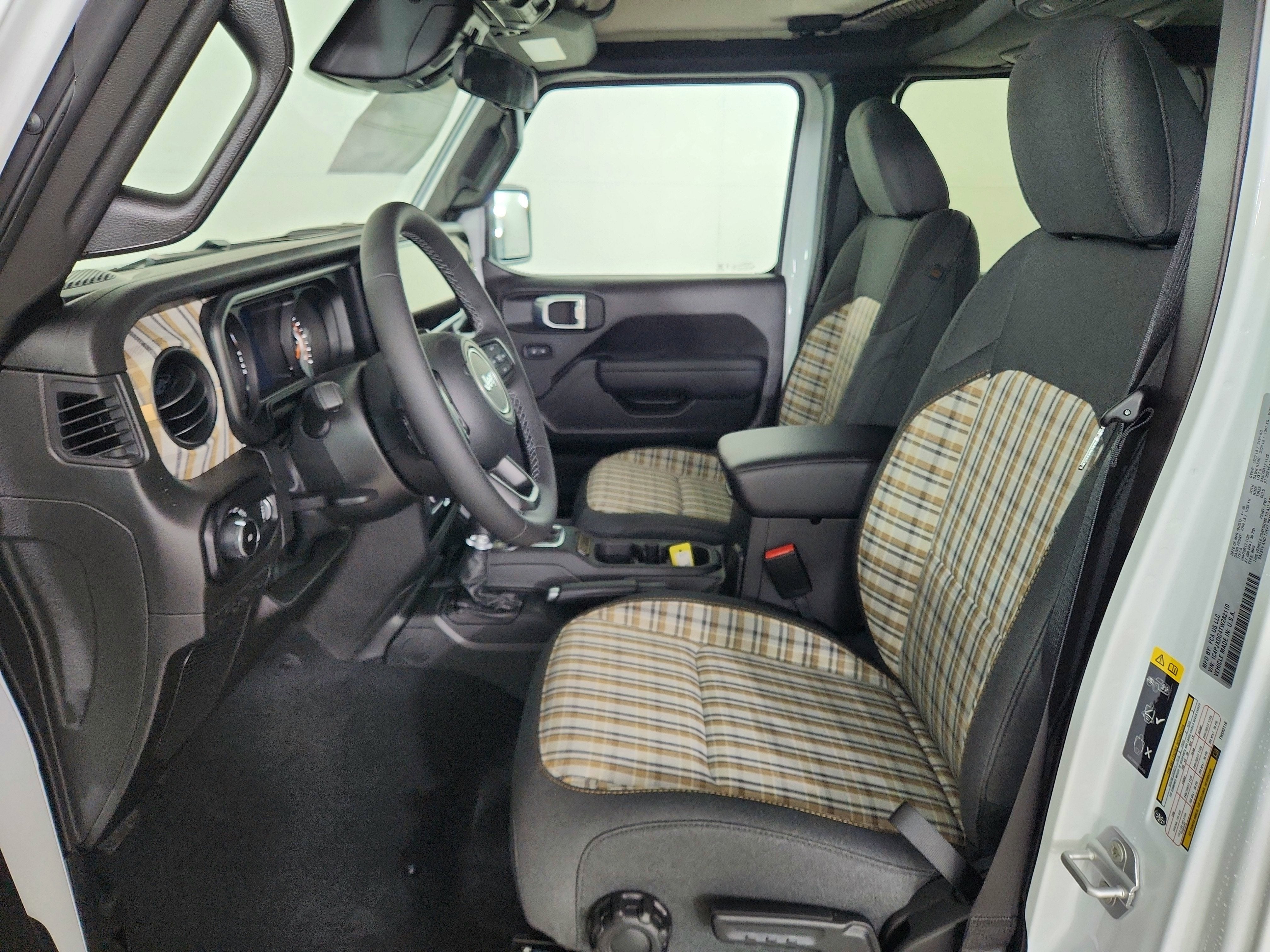 2026 Jeep Wrangler JEEP WRANGLER 4-DOOR SPORT