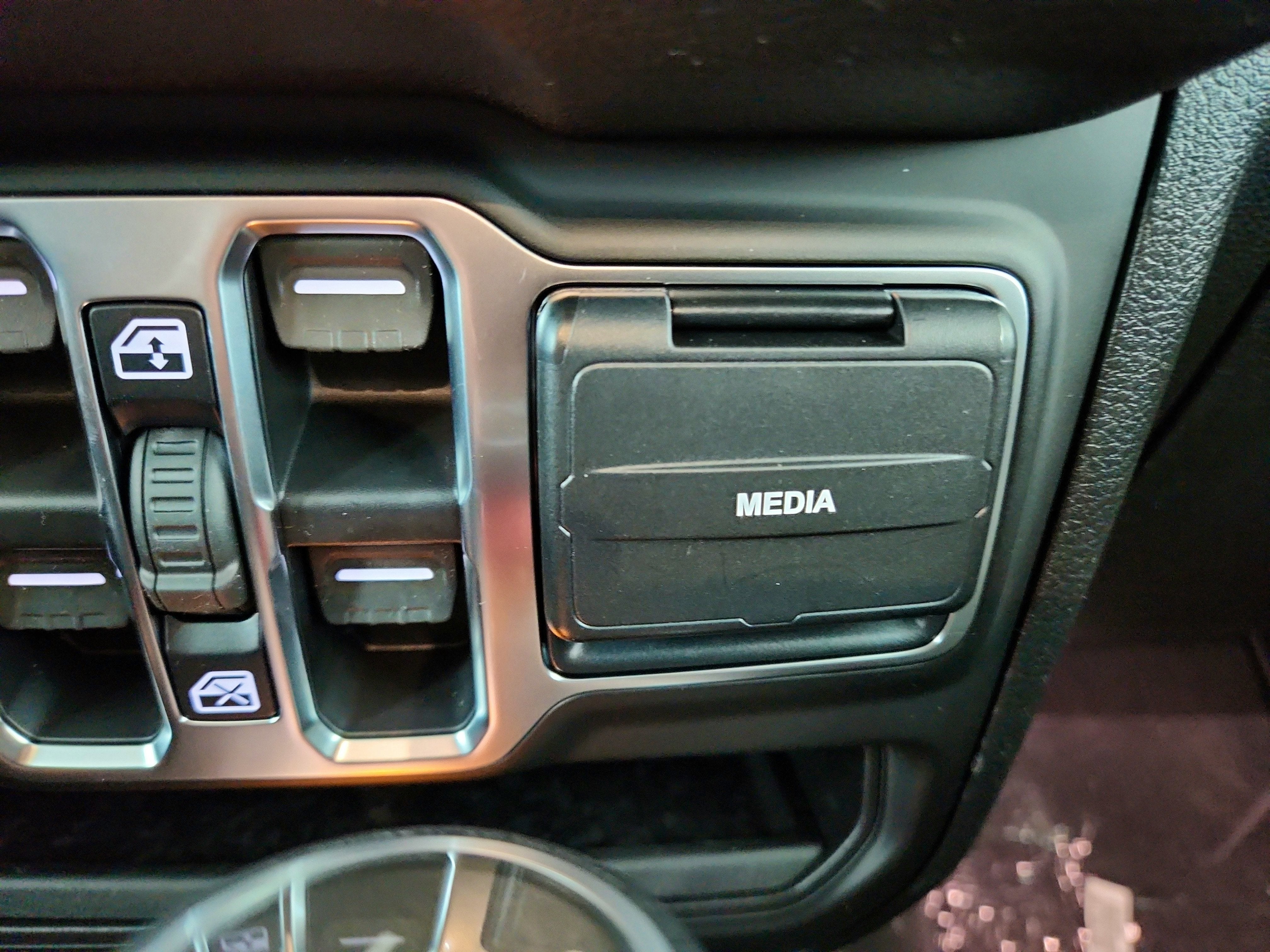 2026 Jeep Wrangler JEEP WRANGLER 4-DOOR SPORT