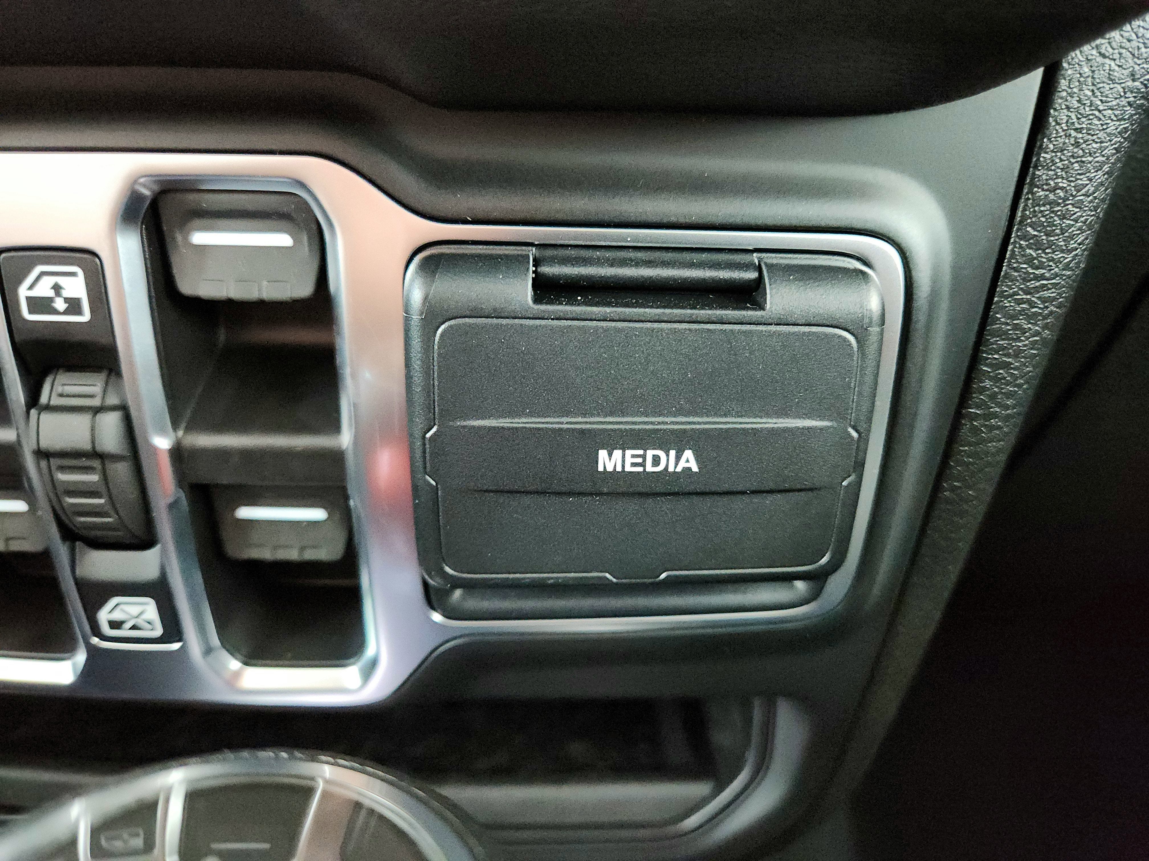 2026 Jeep Wrangler JEEP WRANGLER 4-DOOR SPORT