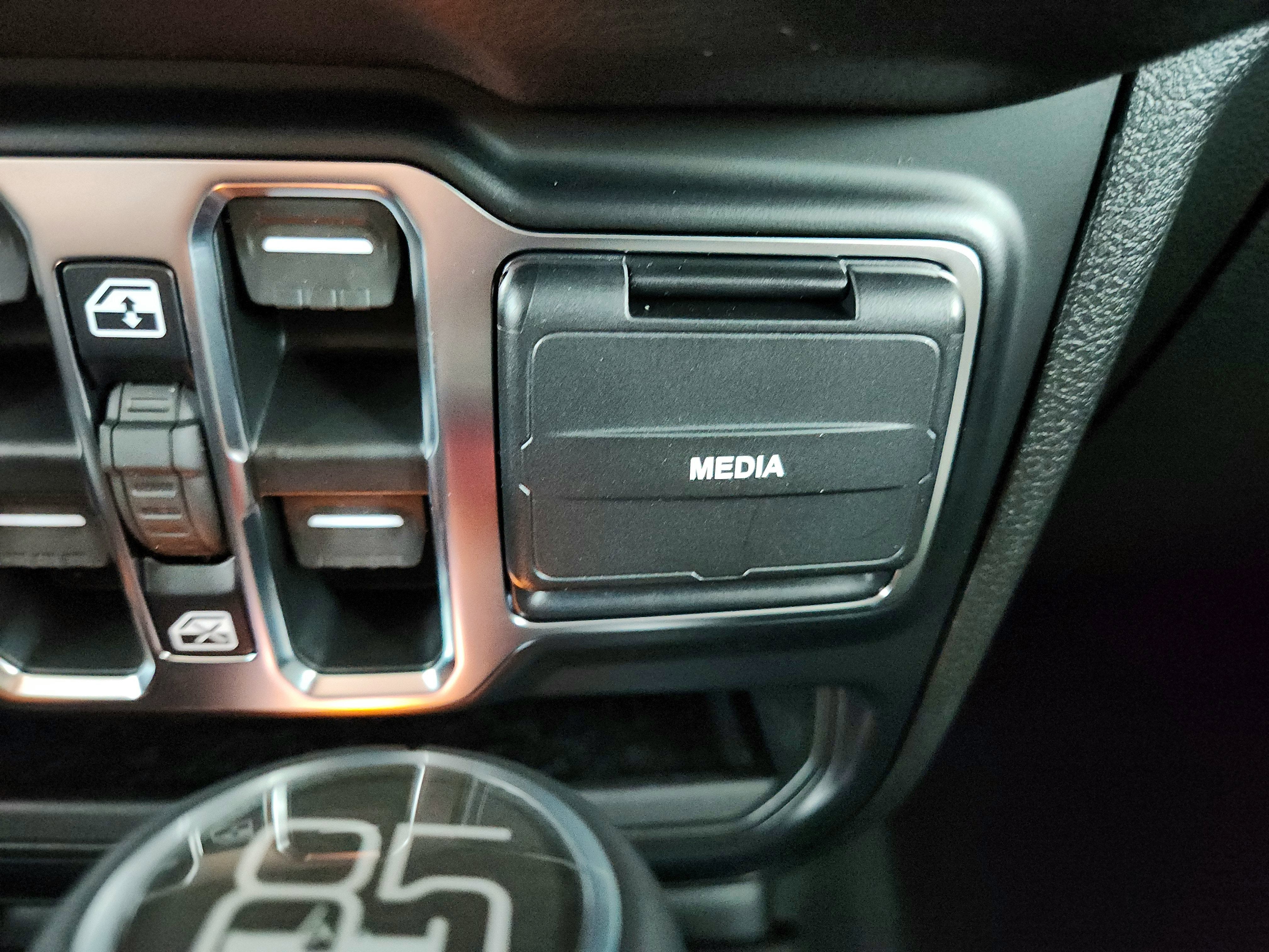 2026 Jeep Wrangler JEEP WRANGLER 4-DOOR SPORT