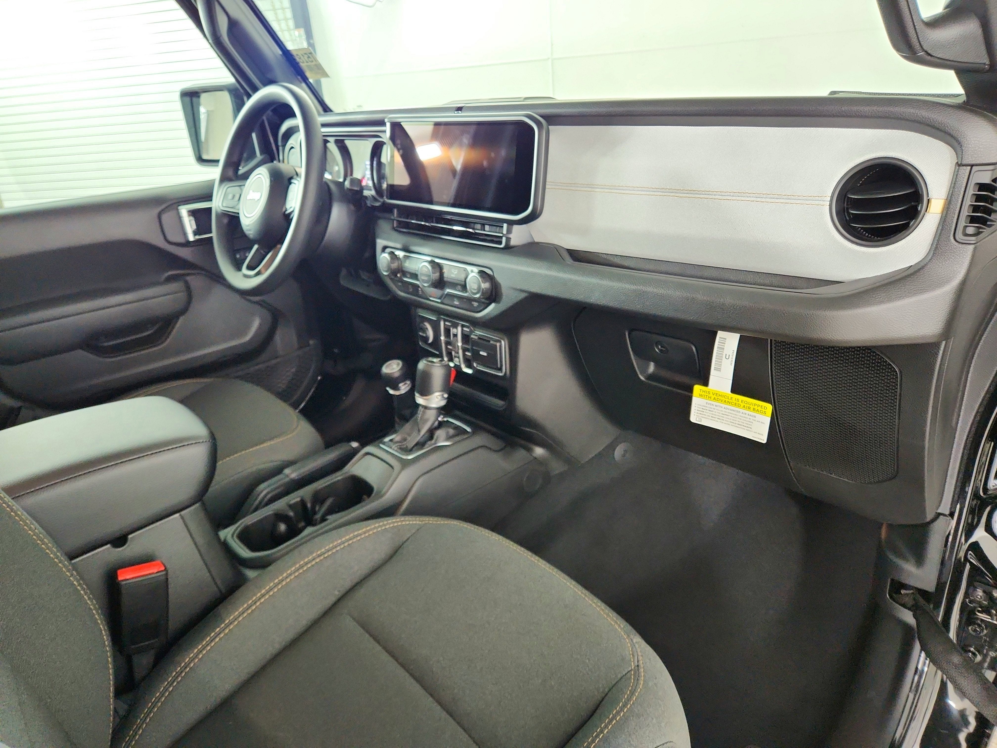 2026 Jeep Wrangler JEEP WRANGLER 4-DOOR SPORT