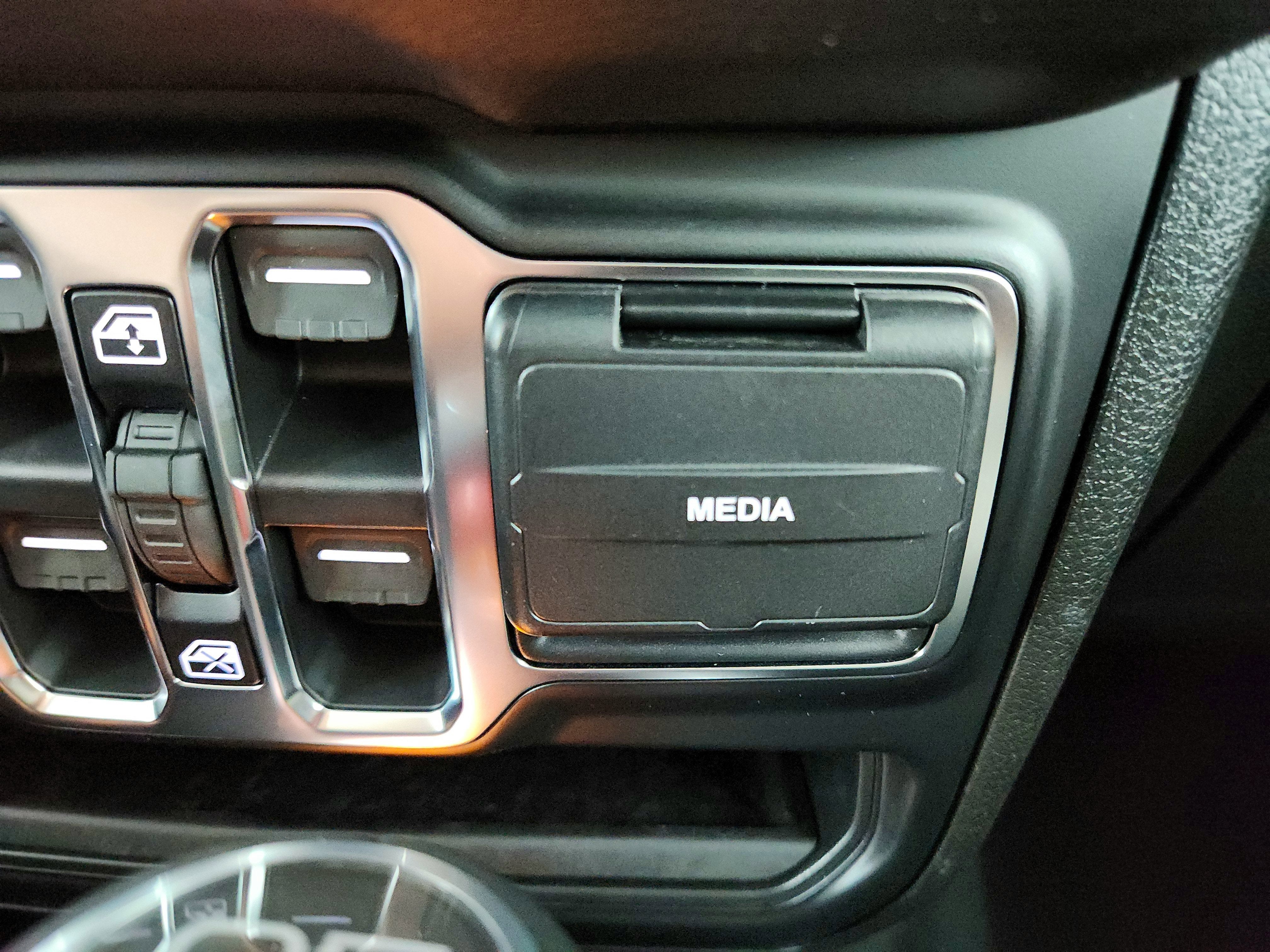 2026 Jeep Wrangler JEEP WRANGLER 4-DOOR SPORT