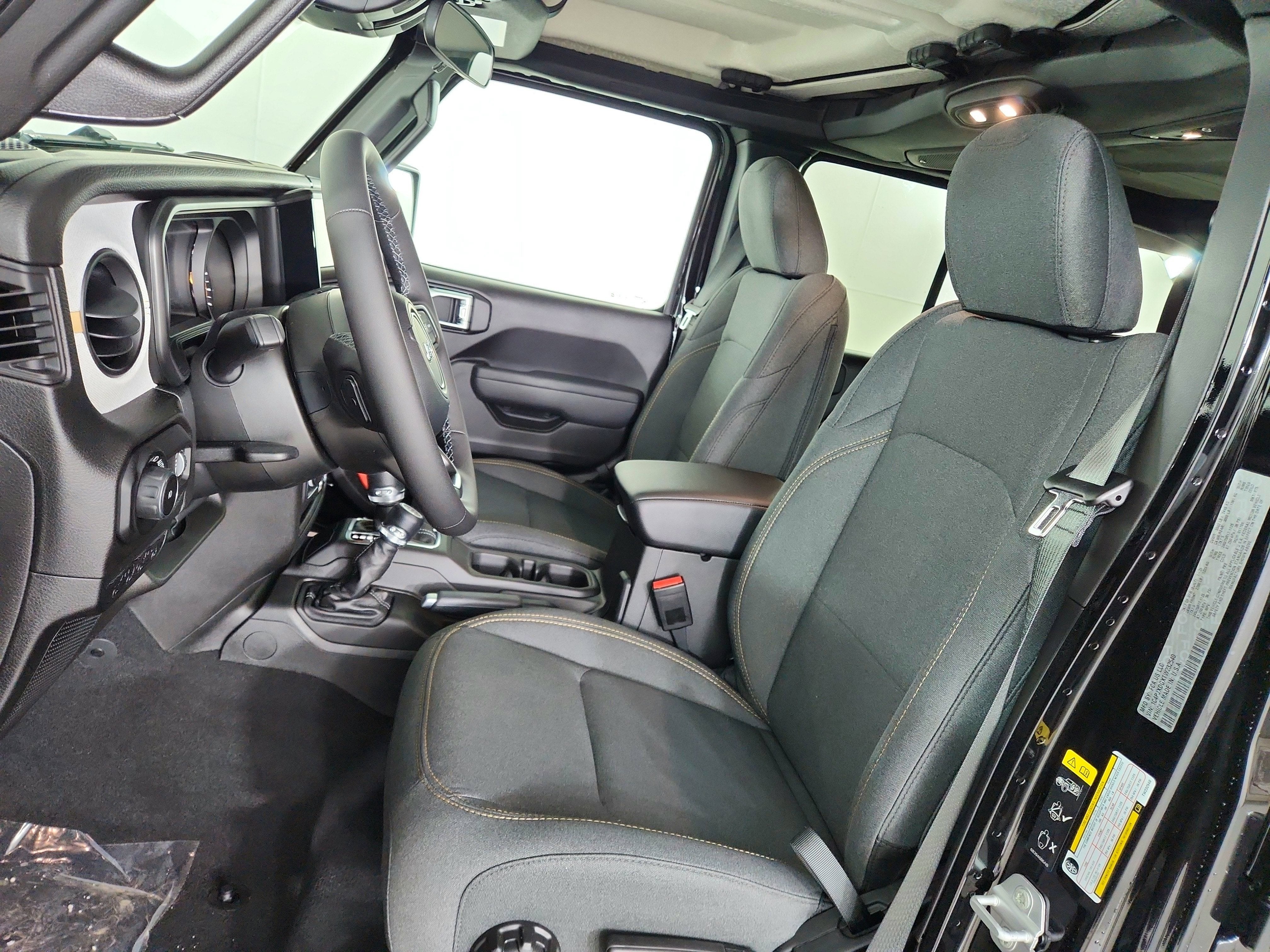 2026 Jeep Wrangler JEEP WRANGLER 4-DOOR SPORT