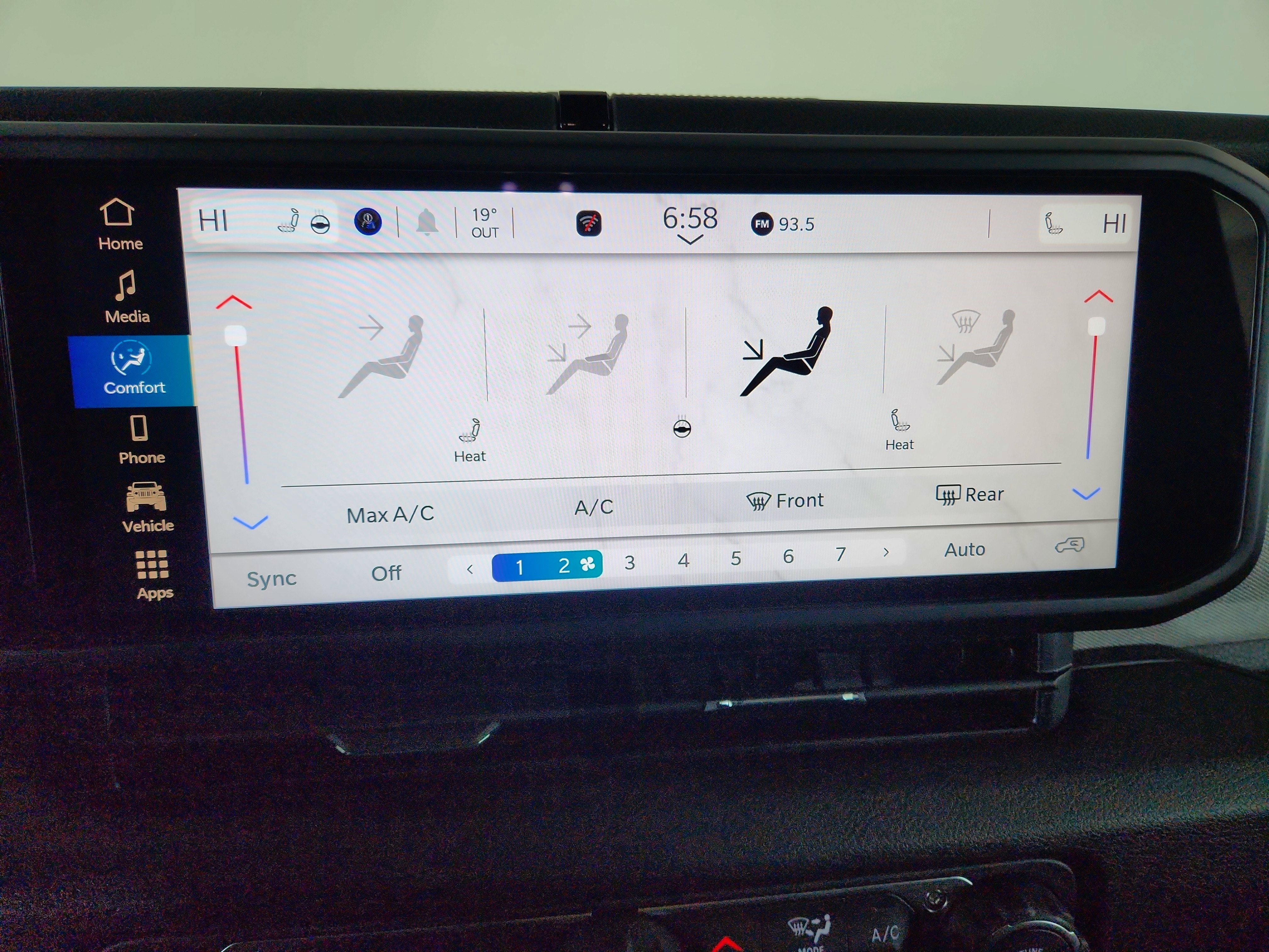 2026 Jeep Wrangler JEEP WRANGLER 4-DOOR SPORT