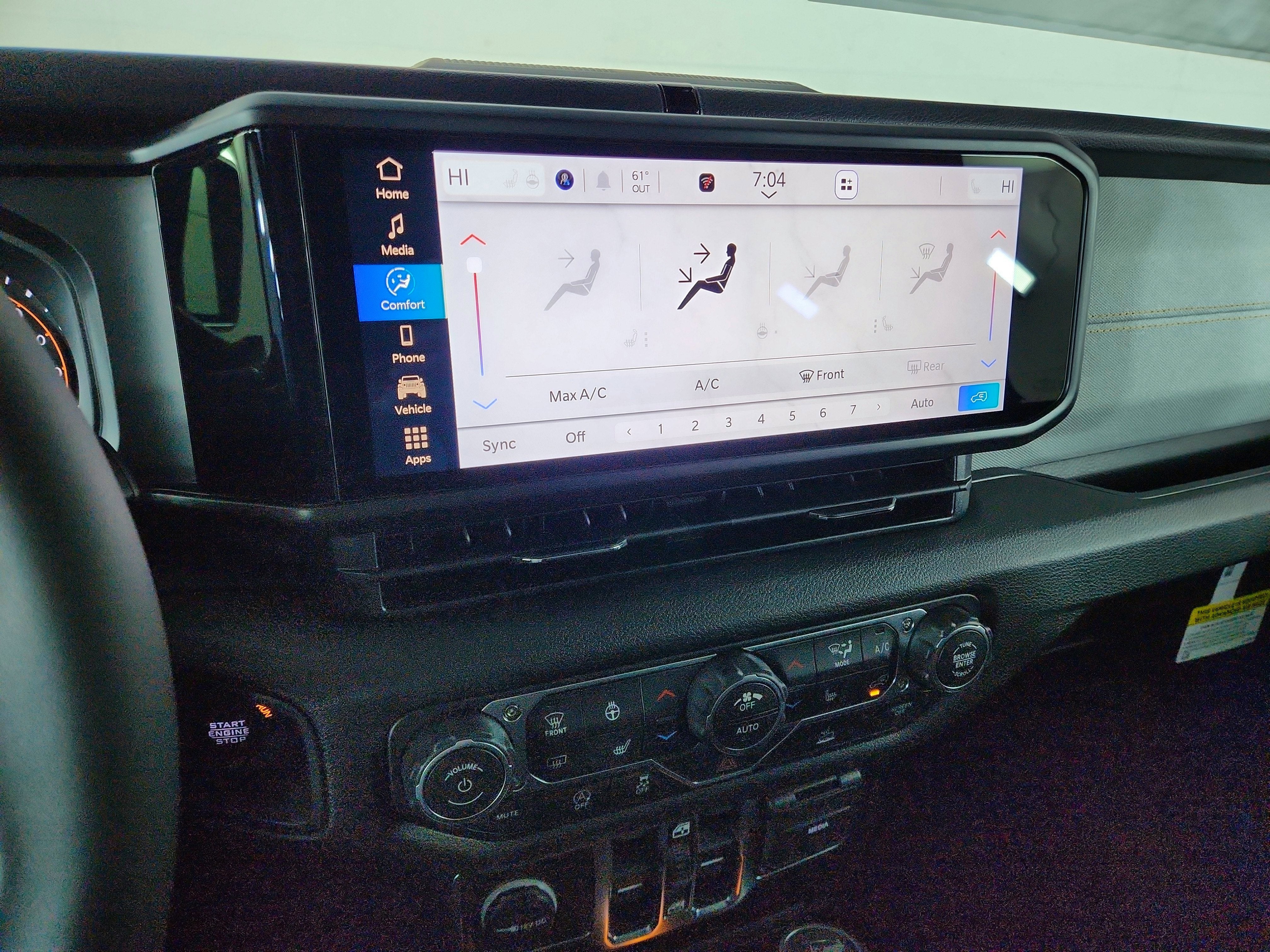 2026 Jeep Wrangler JEEP WRANGLER 4-DOOR SPORT