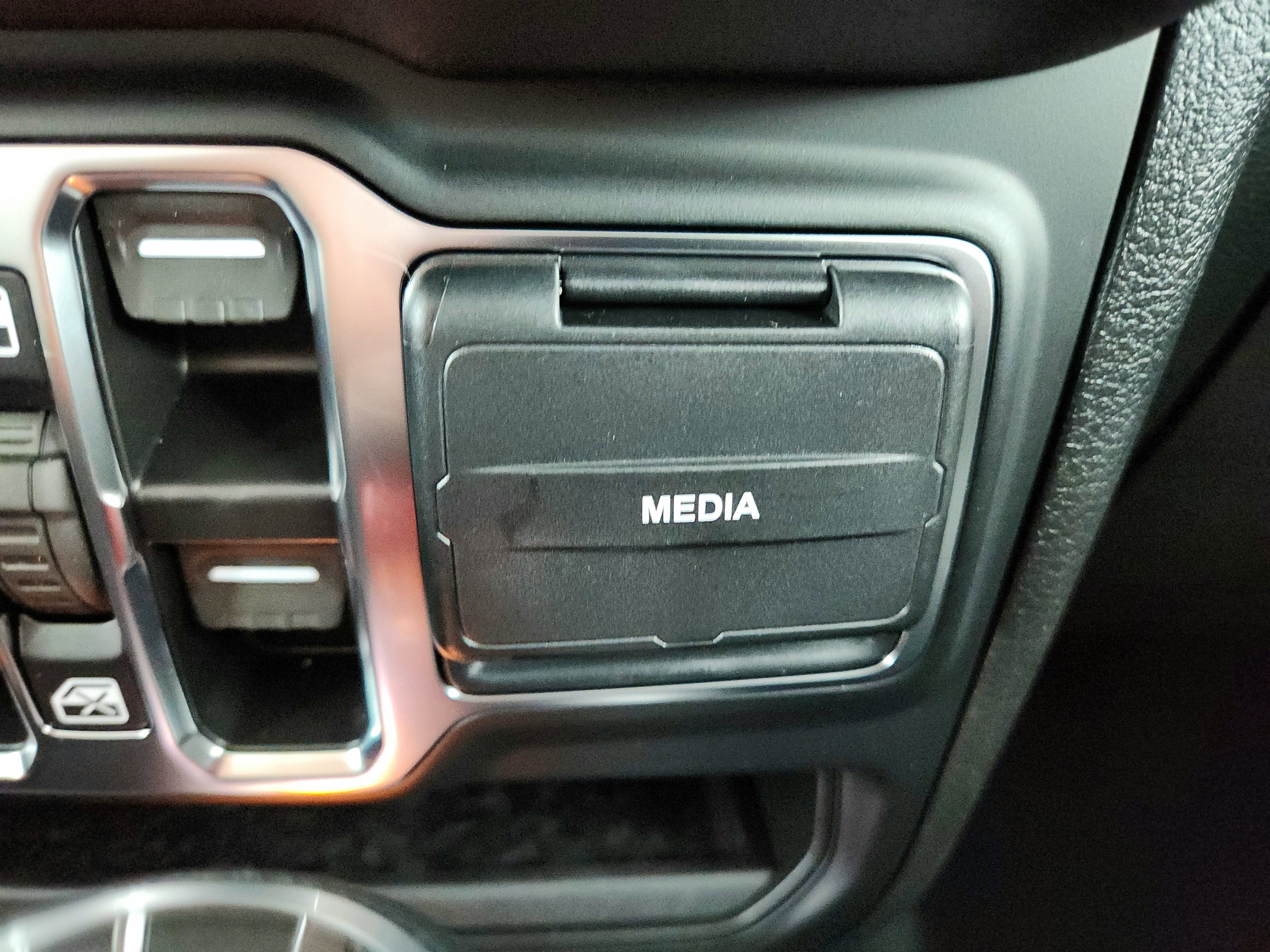 2026 Jeep Wrangler JEEP WRANGLER 4-DOOR SPORT