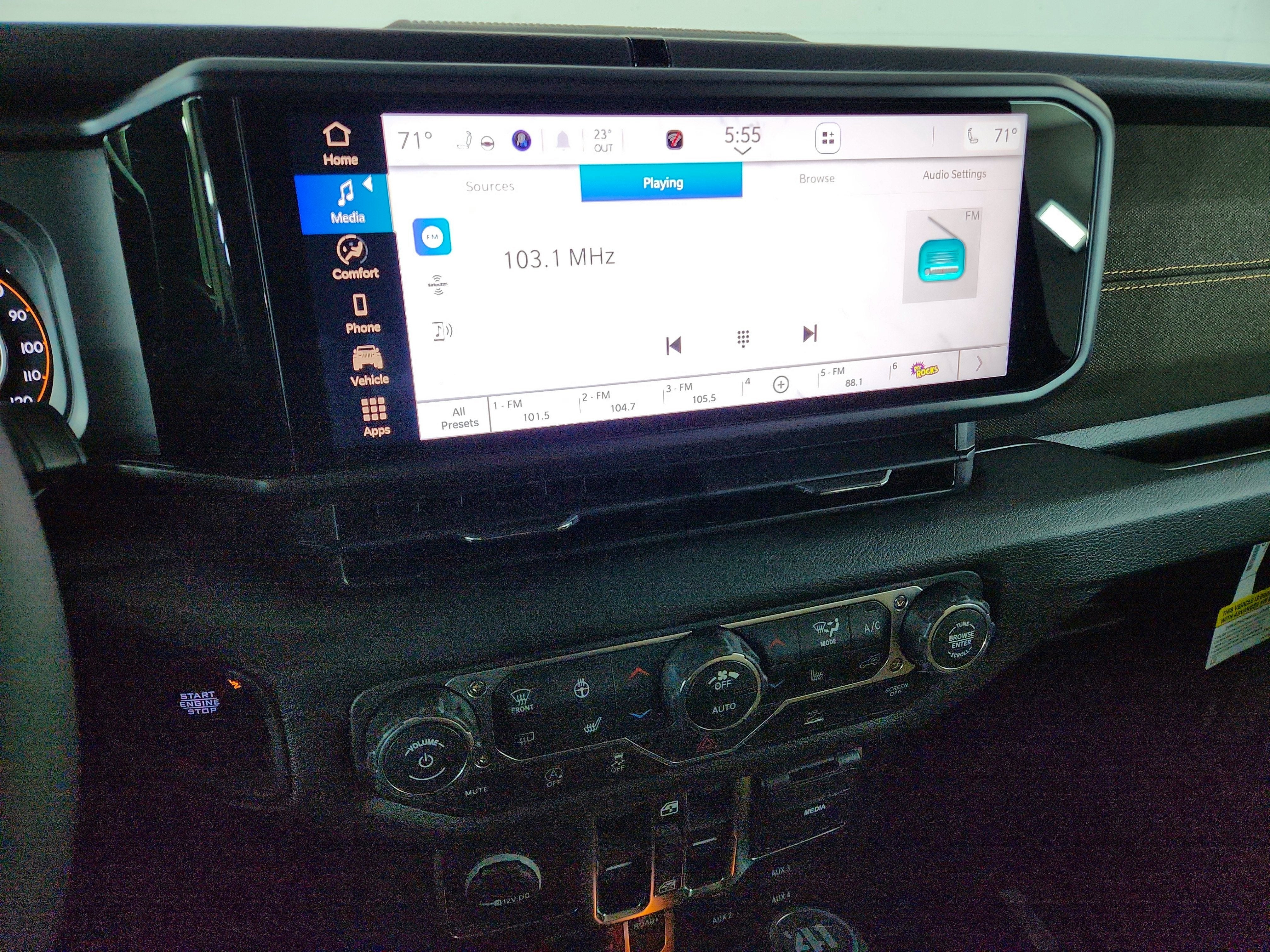 2026 Jeep Wrangler JEEP WRANGLER 4-DOOR SPORT