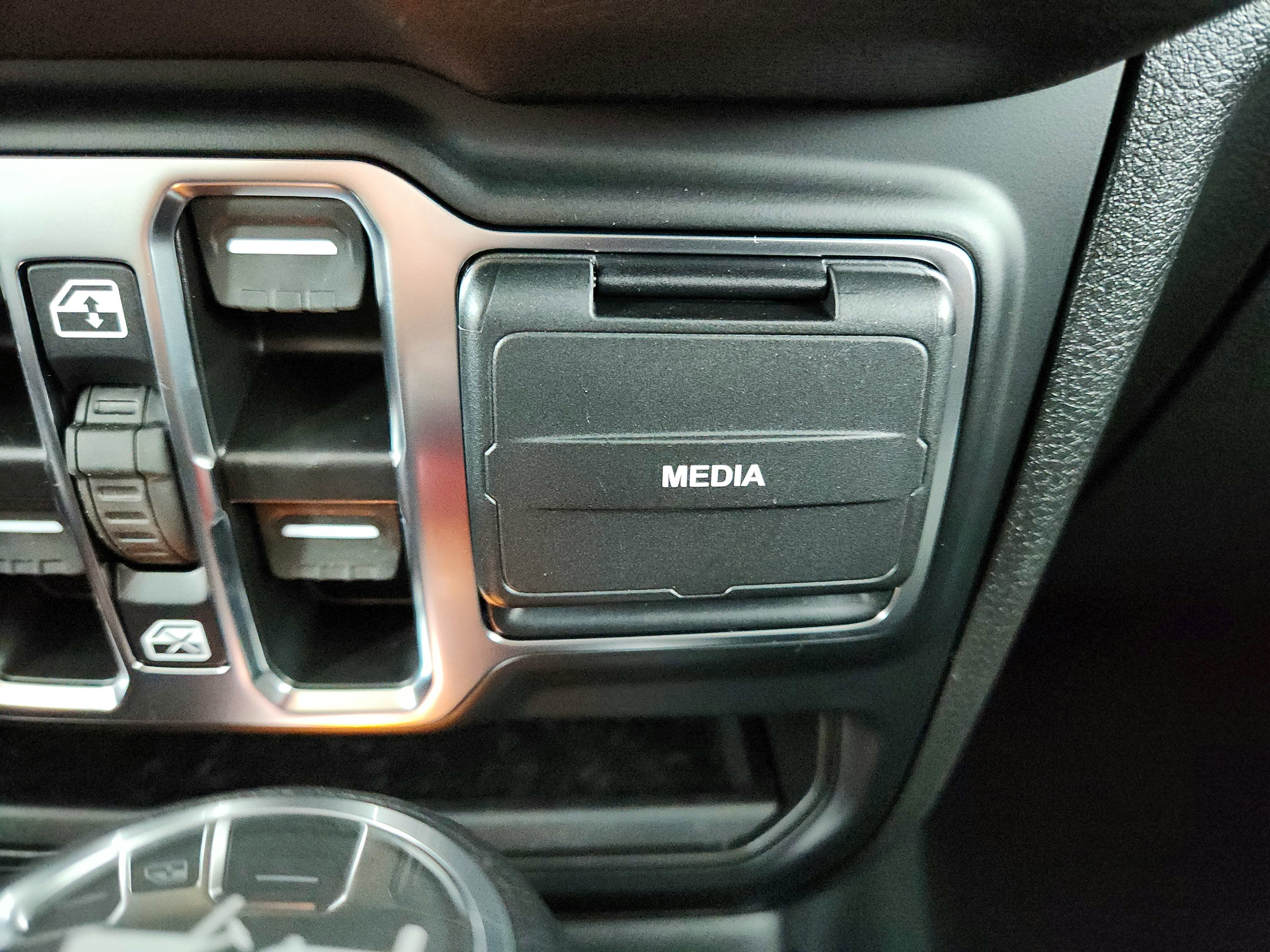 2026 Jeep Wrangler JEEP WRANGLER 4-DOOR SPORT