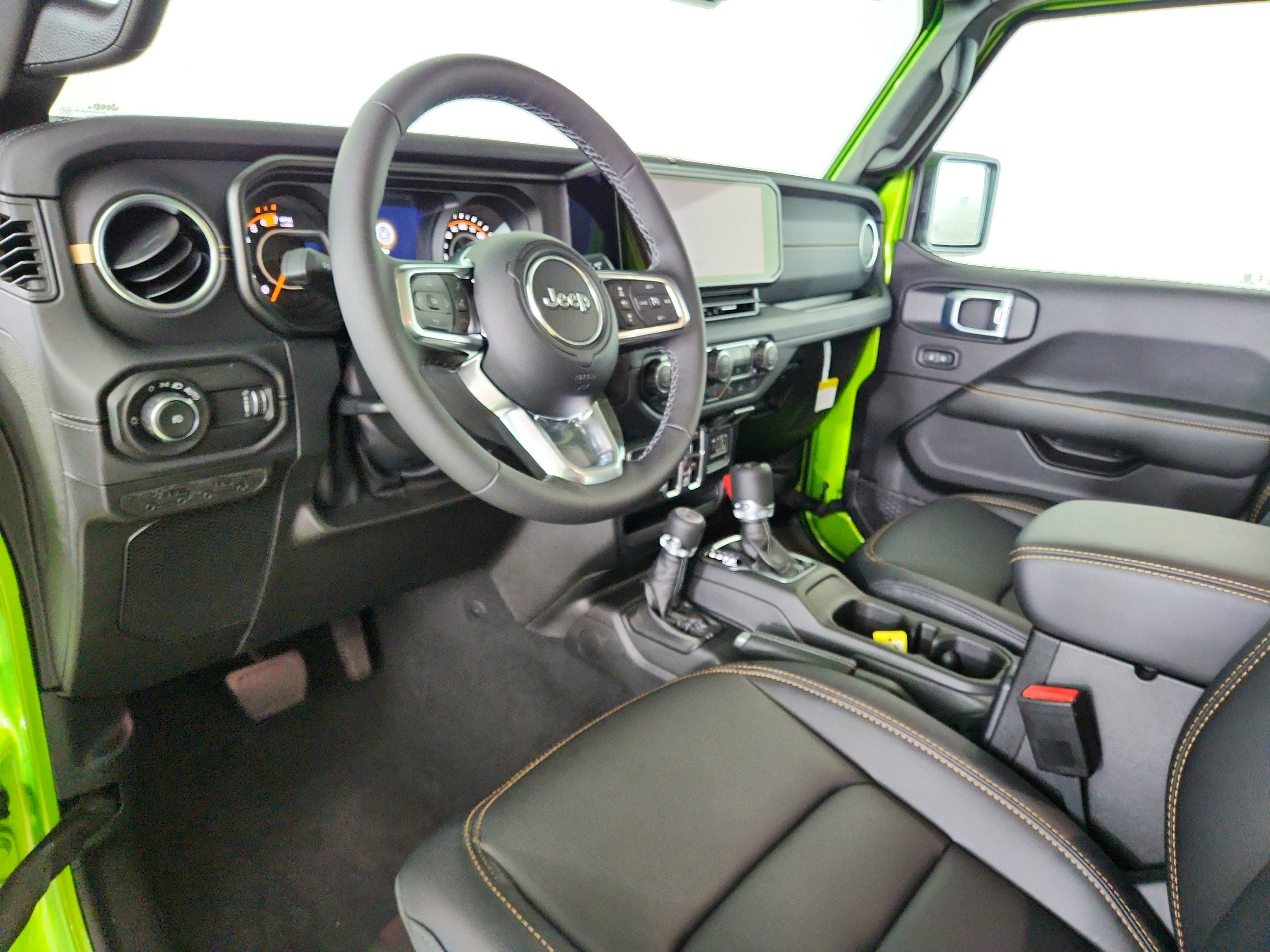 2026 Jeep Wrangler JEEP WRANGLER 4-DOOR SAHARA