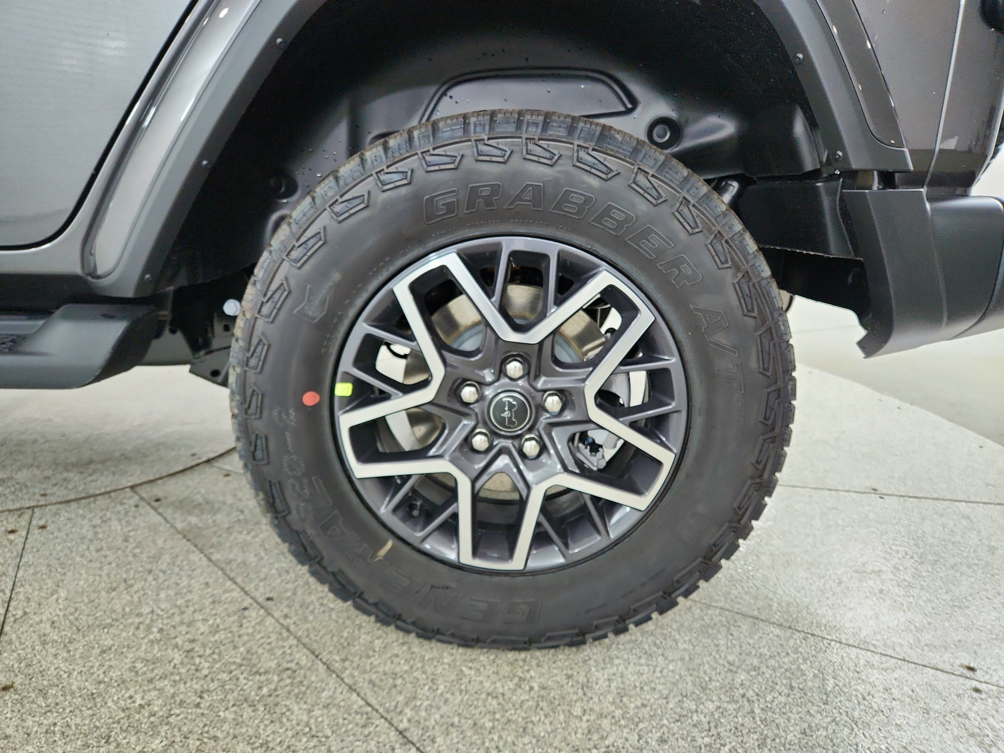 2026 Jeep Wrangler JEEP WRANGLER 4-DOOR SAHARA