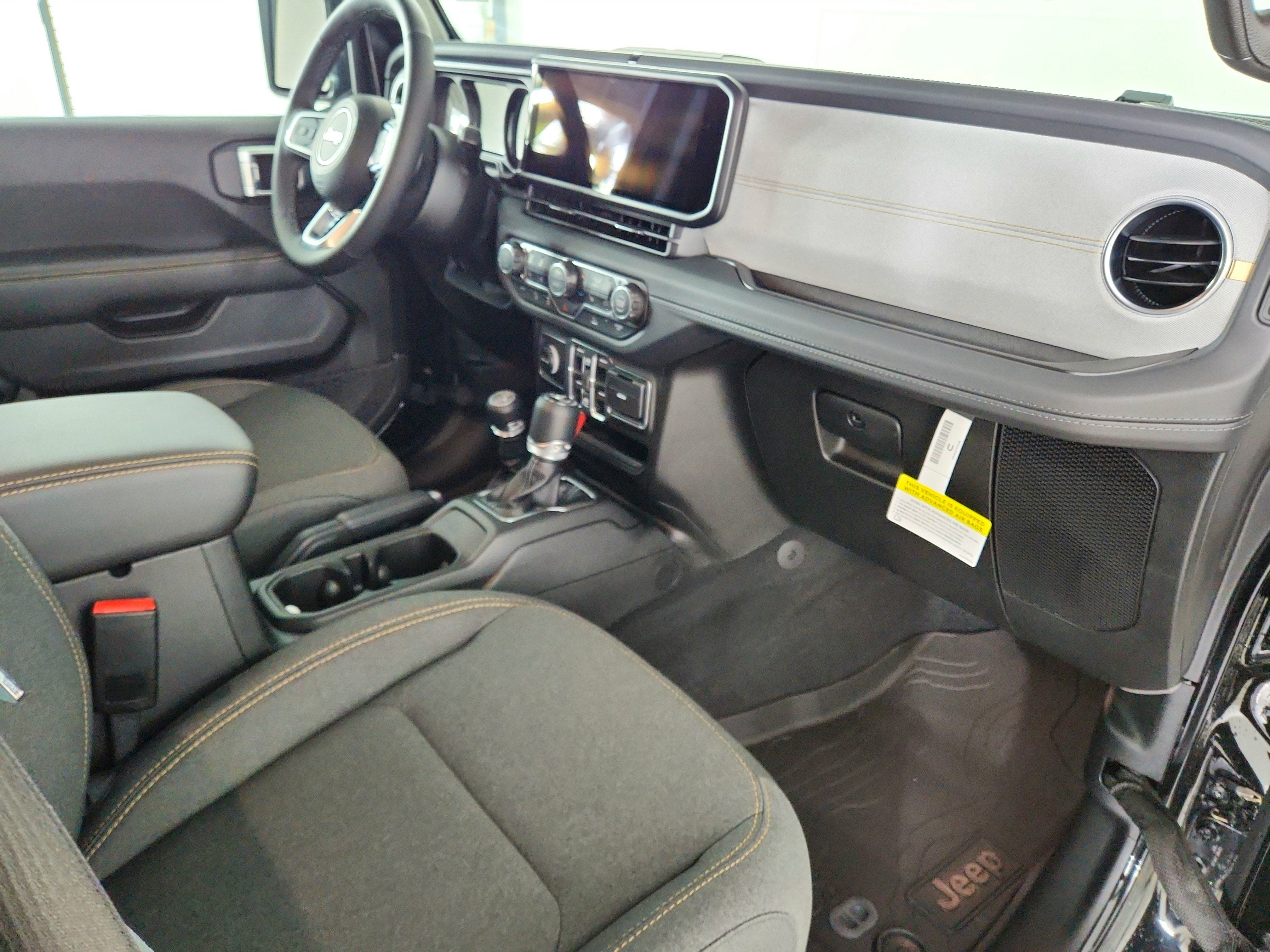 2026 Jeep Wrangler JEEP WRANGLER 4-DOOR SAHARA