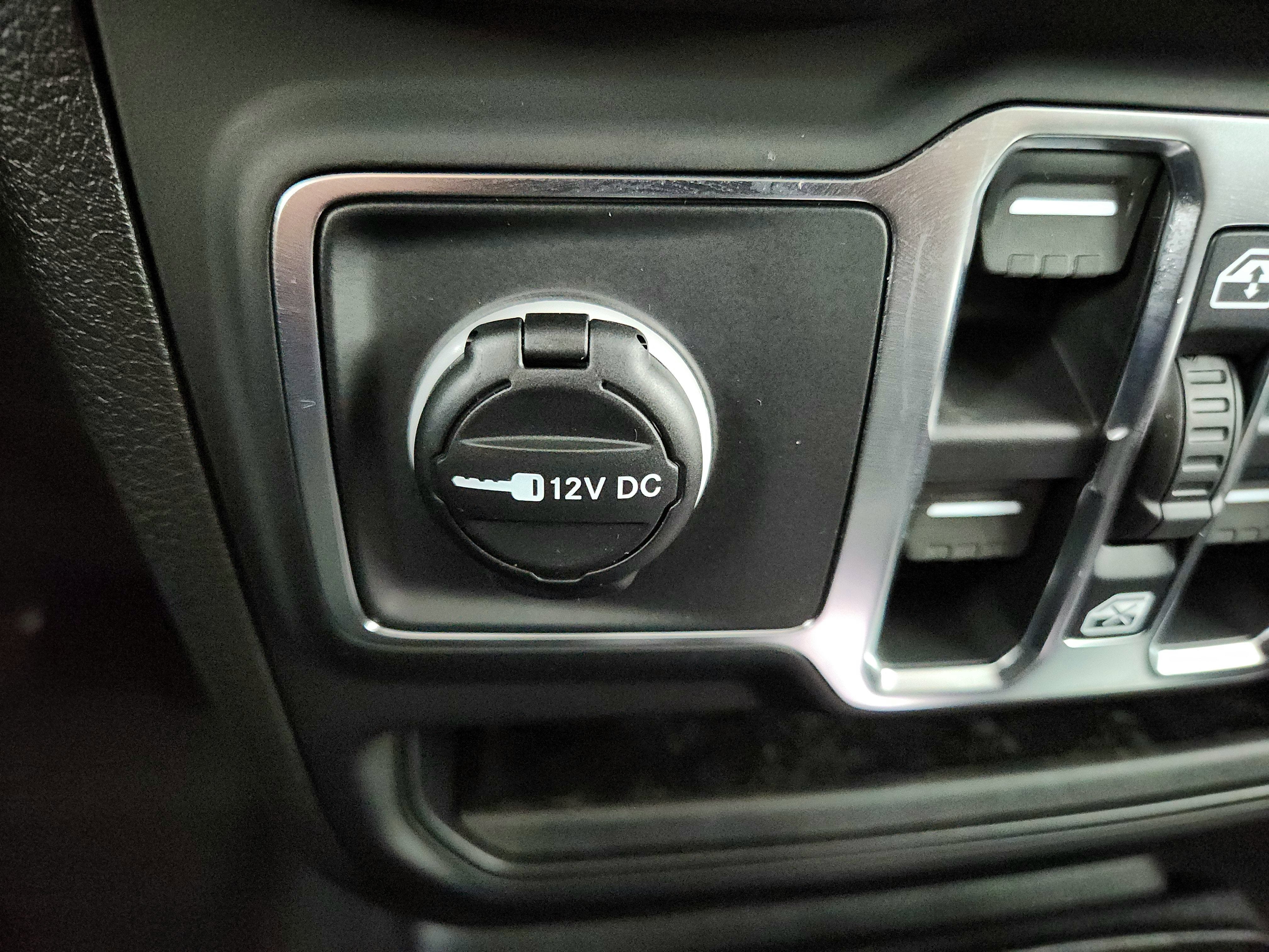 2026 Jeep Wrangler JEEP WRANGLER 4-DOOR SAHARA