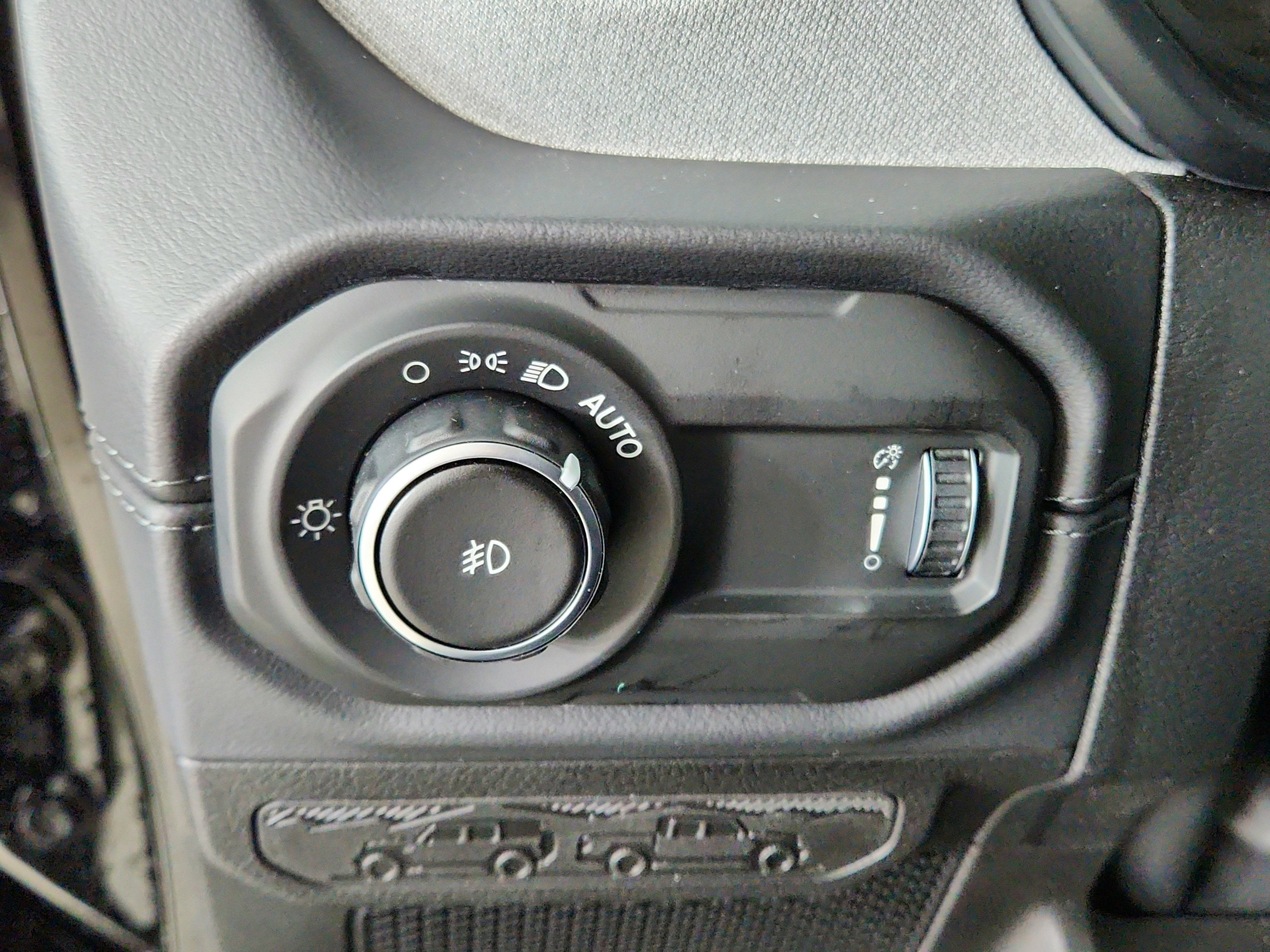 2026 Jeep Wrangler JEEP WRANGLER 4-DOOR SAHARA