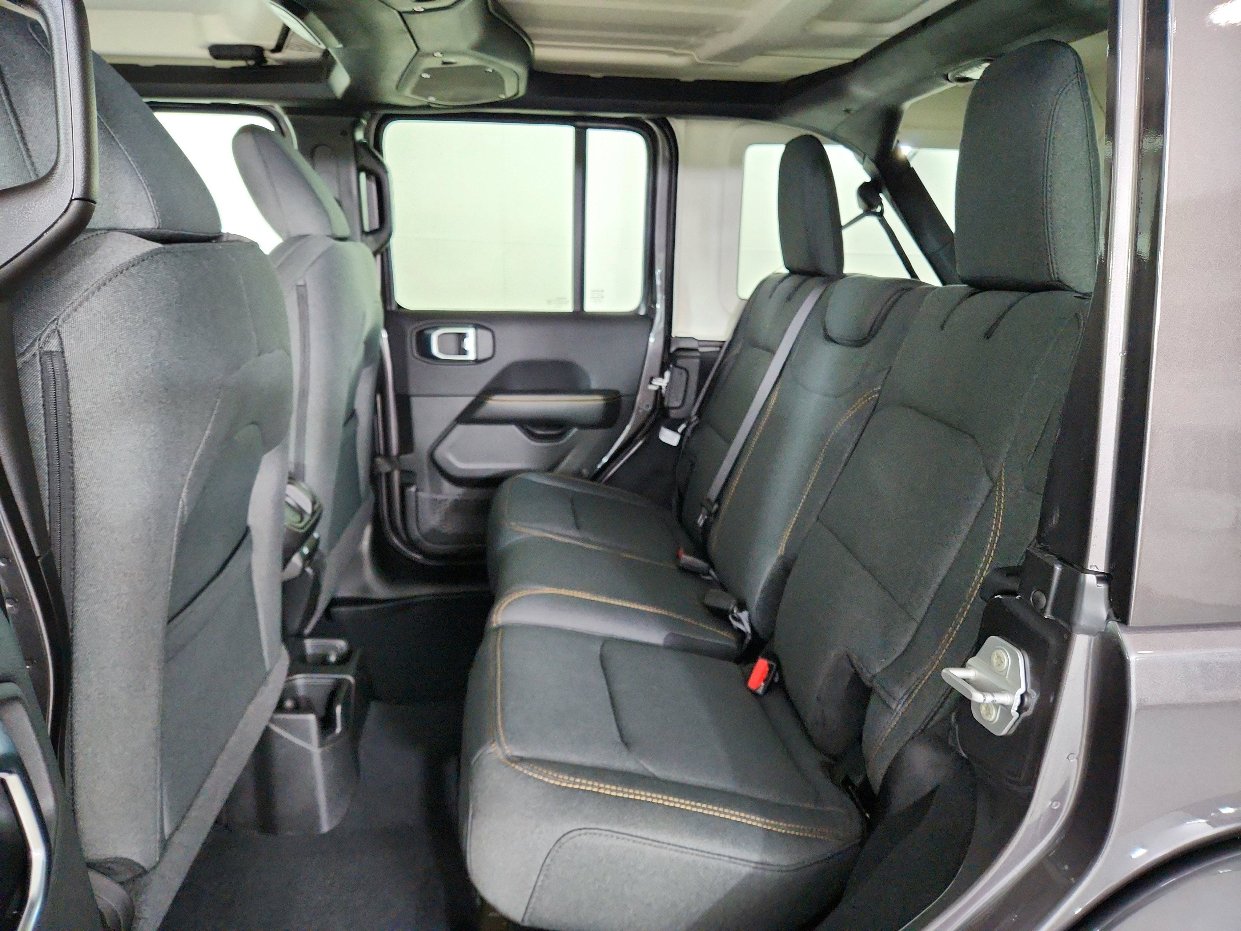 2026 Jeep Wrangler JEEP WRANGLER 4-DOOR SAHARA