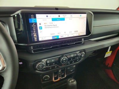 2025 Jeep Wrangler JEEP WRANGLER 4-DOOR SAHARA