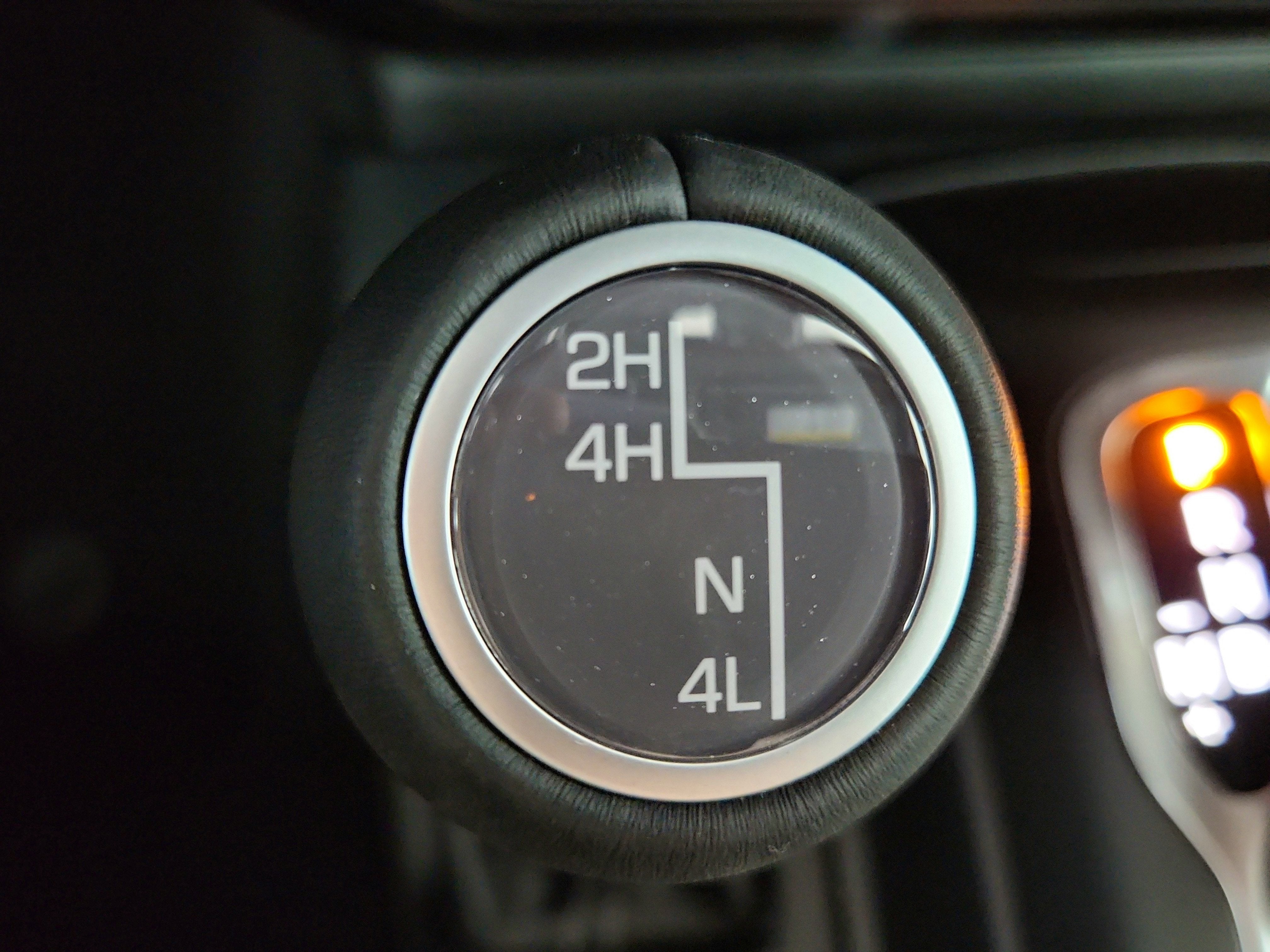 2025 Jeep Wrangler JEEP WRANGLER 4-DOOR SAHARA